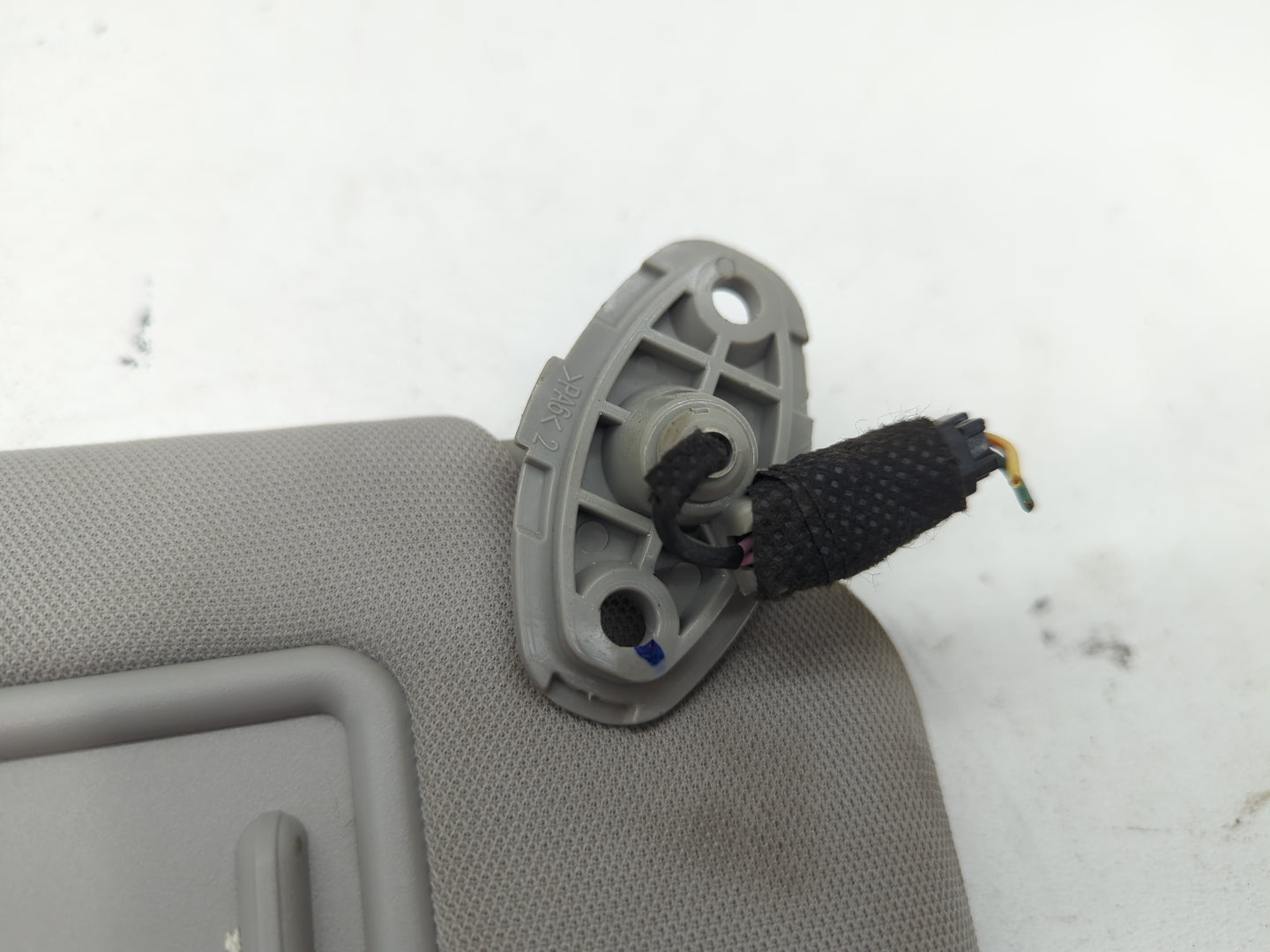 2016-2020 Kia Sorento Sun Visor Shade Replacement Passenger Right Mirror Fits Fits 2016 2017 2018 2019 2020 OEM Used Auto Pa