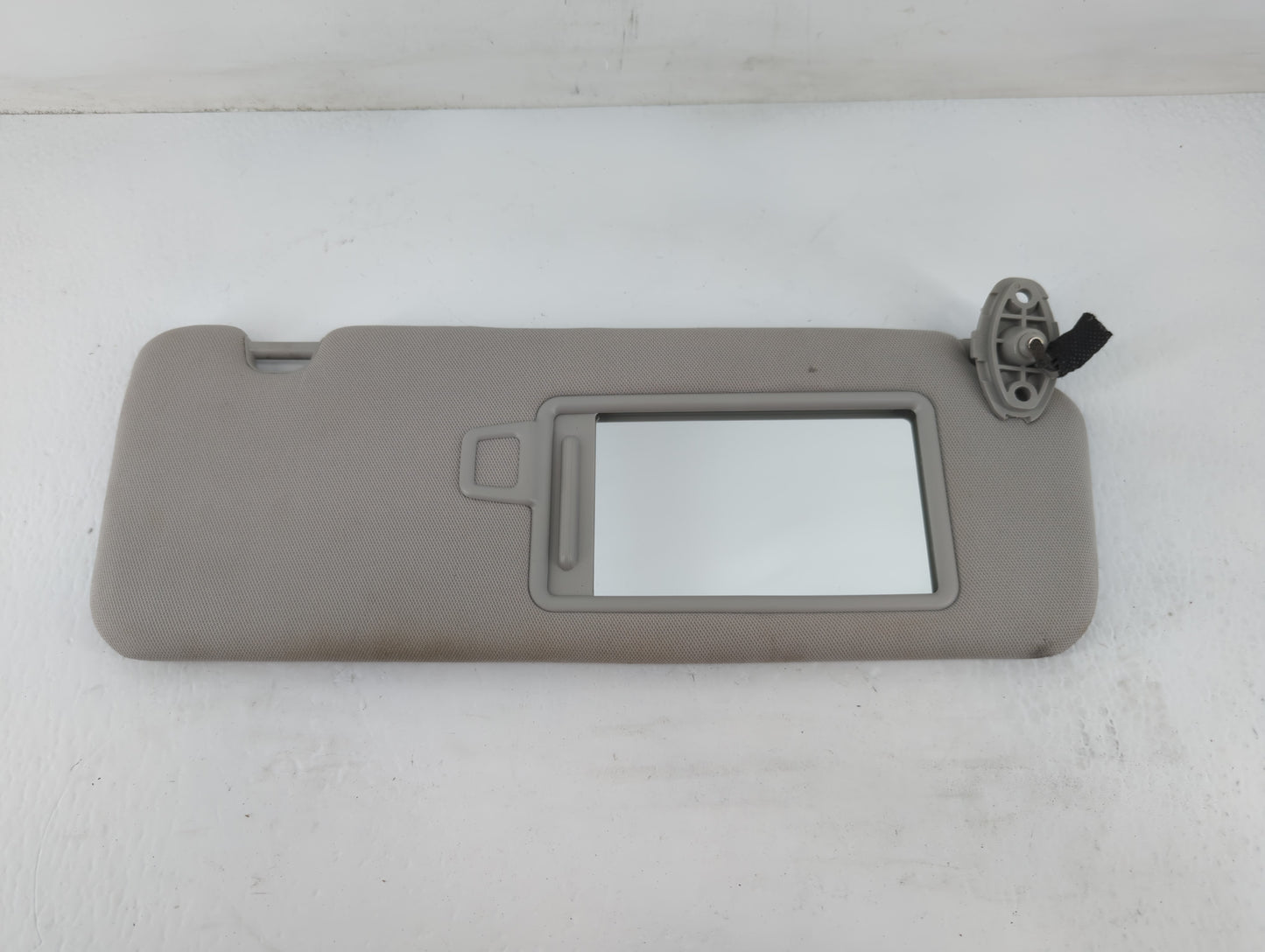 2016-2020 Kia Sorento Sun Visor Shade Replacement Passenger Right Mirror Fits Fits 2016 2017 2018 2019 2020 OEM Used Auto Pa