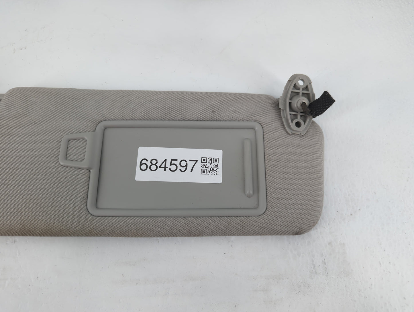 2016-2020 Kia Sorento Sun Visor Shade Replacement Passenger Right Mirror Fits Fits 2016 2017 2018 2019 2020 OEM Used Auto Pa