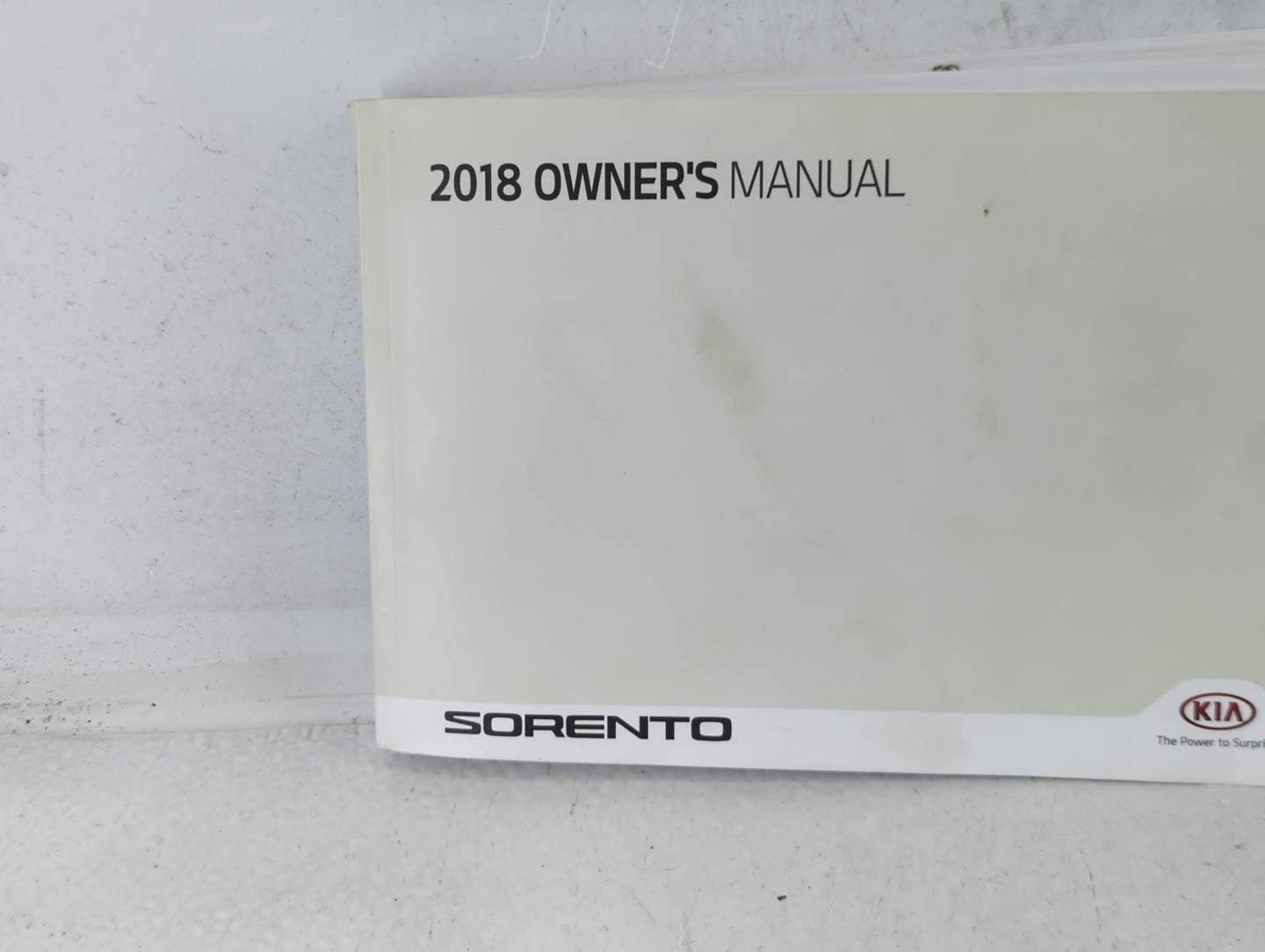 2018 Kia Sorento Owners Manual Book Guide P/N:JXG5-EU74A OEM Used Auto Parts - Oemusedautoparts1.com