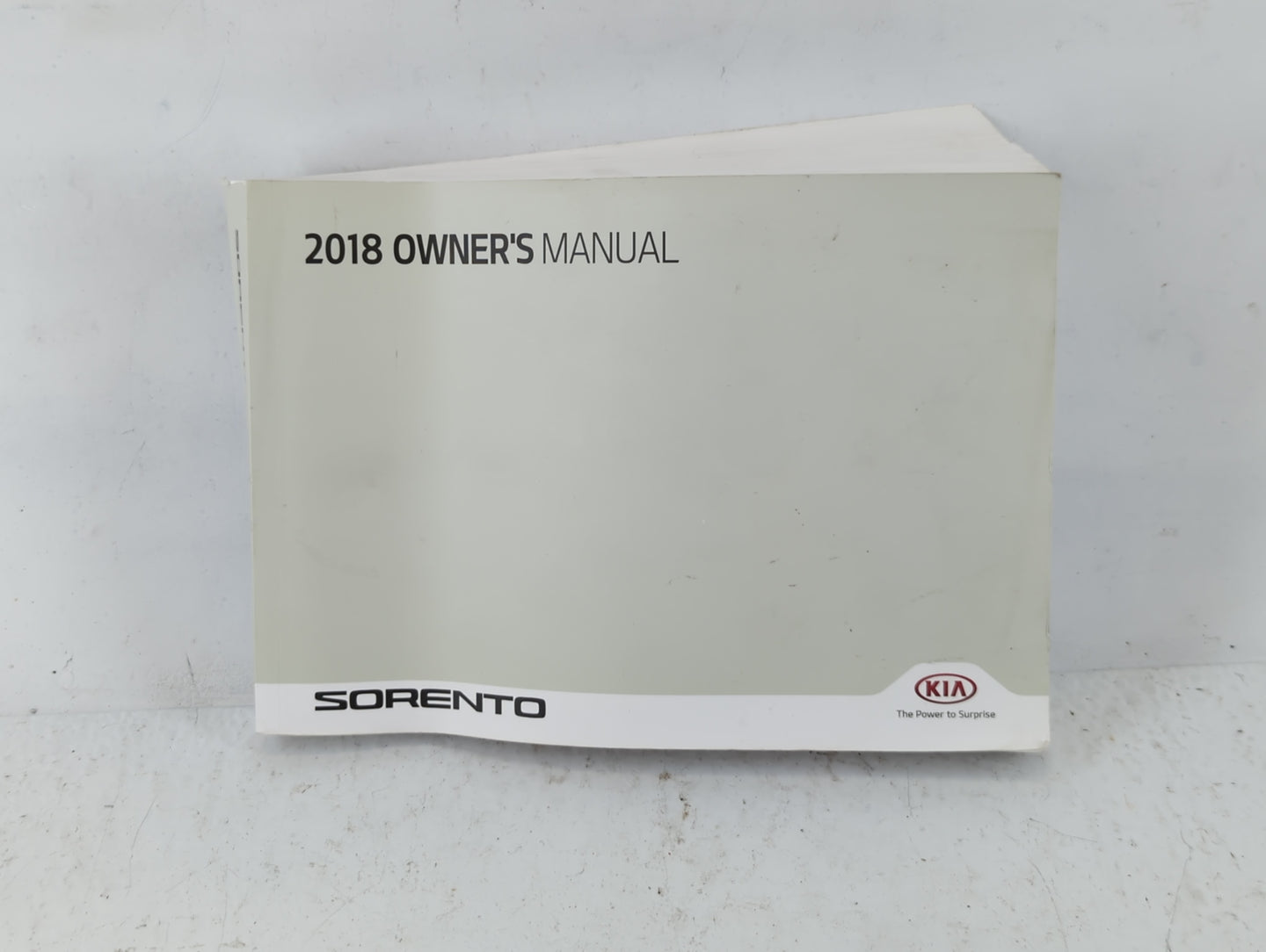 2018 Kia Sorento Owners Manual Book Guide P/N:JXG5-EU7DE OEM Used Auto Parts - Oemusedautoparts1.com