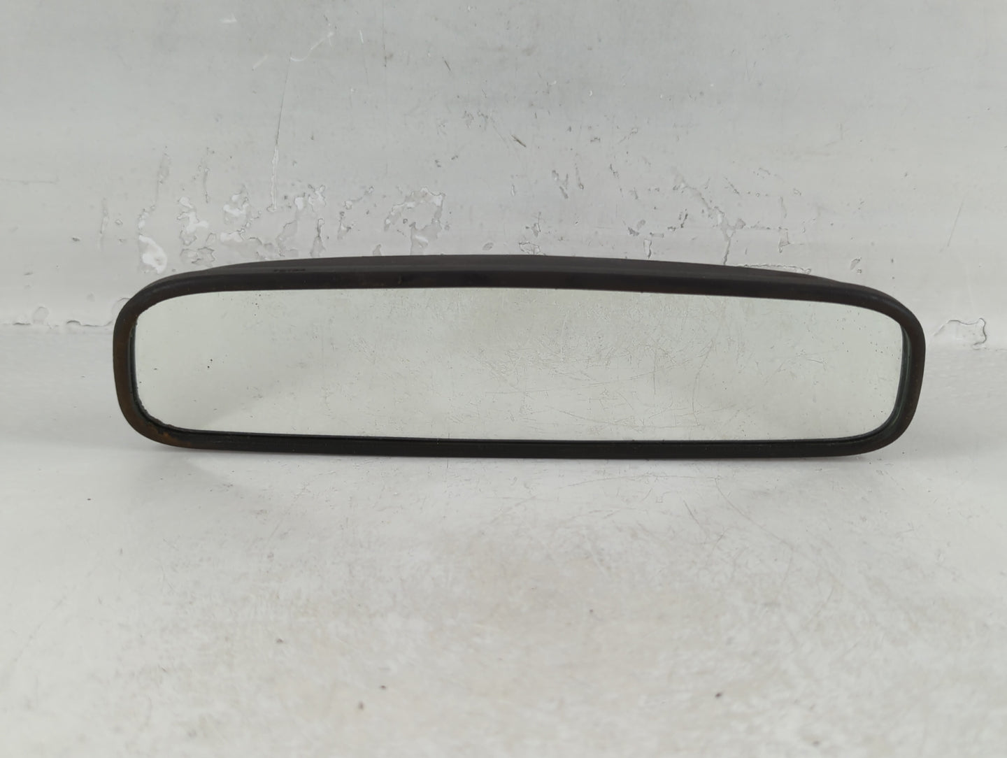 2016-2020 Kia Sorento Interior Rear View Mirror Replacement OEM P/N:IE4012143 Fits OEM Used Auto Parts - Oemusedautoparts1.c