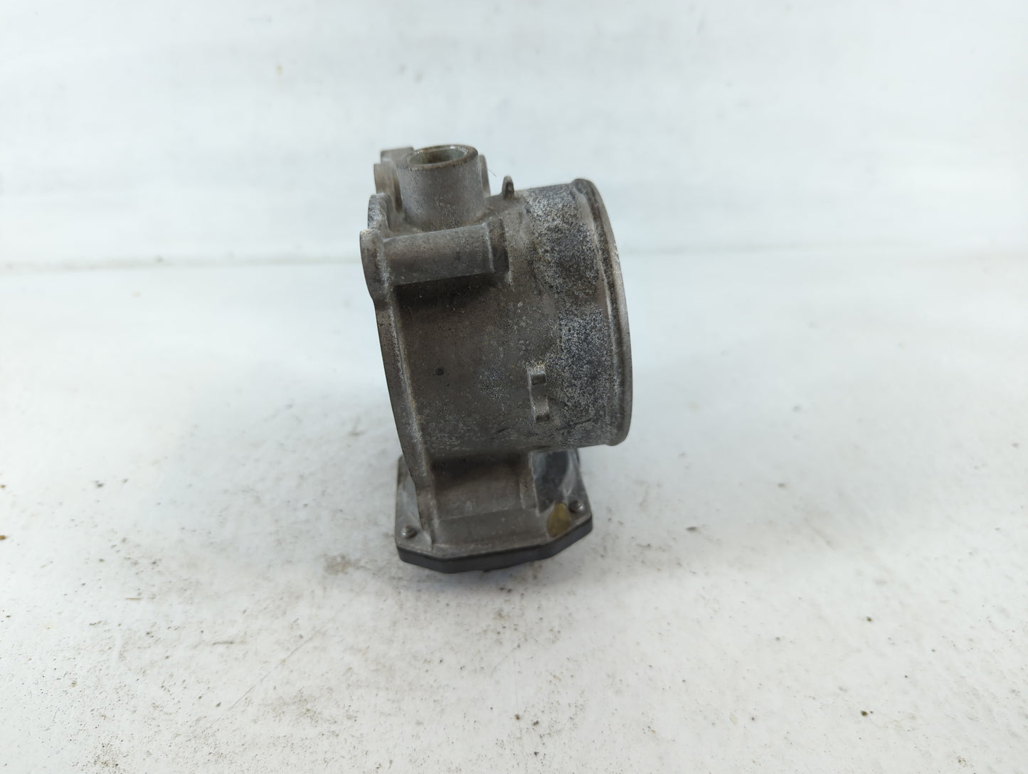 2016-2018 Kia Sorento Throttle Body P/N:5312 07U20 35100-3CAA0 Fits Fits 2015 2016 2017 2018 2019 2020 2021 OEM Used Auto Pa