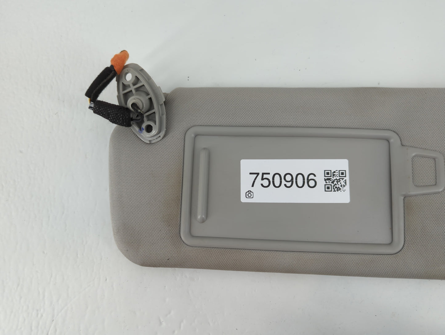 2016-2020 Kia Sorento Sun Visor Shade Replacement Driver Left Mirror Fits Fits 2016 2017 2018 2019 2020 OEM Used Auto Parts 