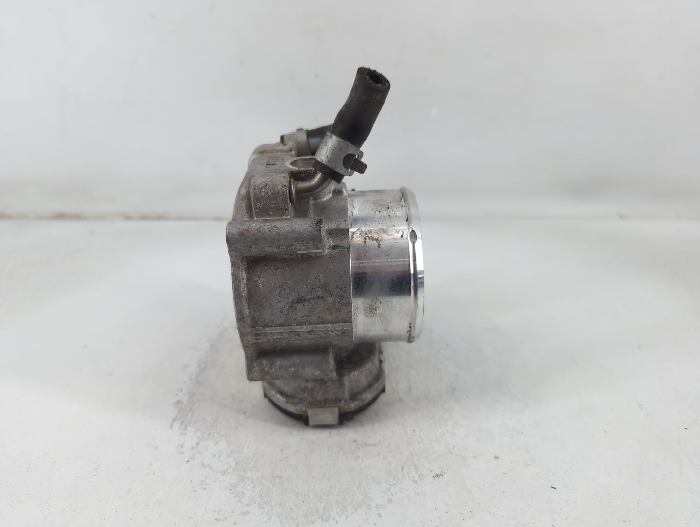 2016-2020 Kia Sorento Throttle Body P/N:0 280 750 618 35100-2G600 Fits Fits 2015 2016 2017 2018 2019 2020 2021 OEM Used Auto