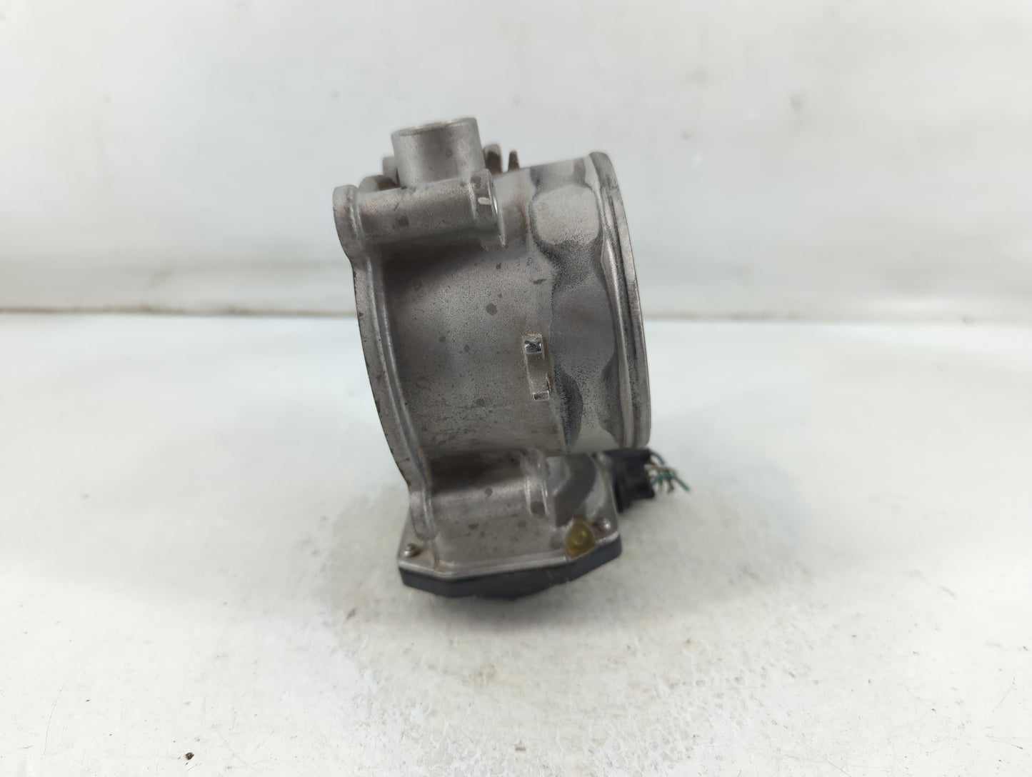 2014-2018 Kia Sorento Throttle Body P/N:5312 04U26 35100-3CAA0 Fits Fits 2012 2013 2014 2015 2016 2017 2018 OEM Used Auto Pa