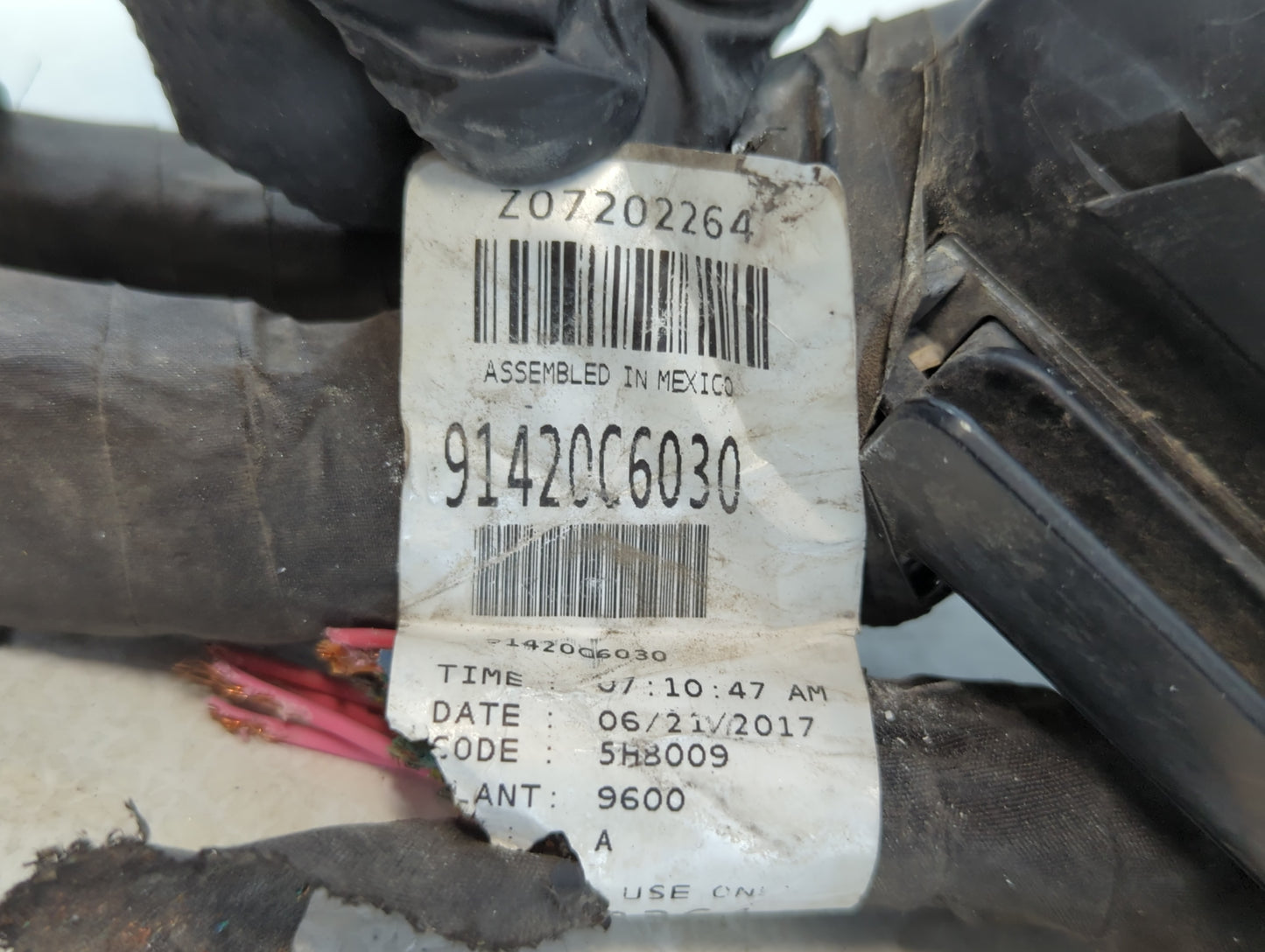 2016-2018 Kia Sorento Fusebox Fuse Box Panel Relay Module P/N:91420C6030 Fits Fits 2016 2017 2018 OEM Used Auto Parts - Oemu