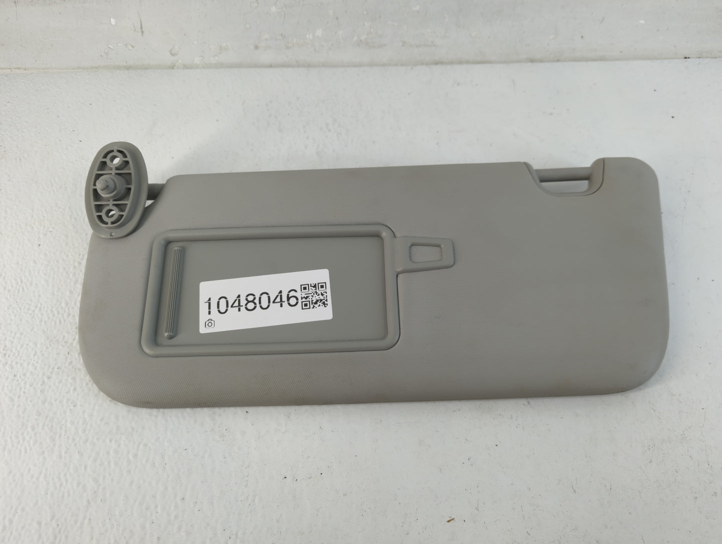 2014-2019 Kia Soul Sun Visor Shade Replacement Driver Left Mirror Fits Fits 2014 2015 2016 2017 2018 2019 OEM Used Auto Part
