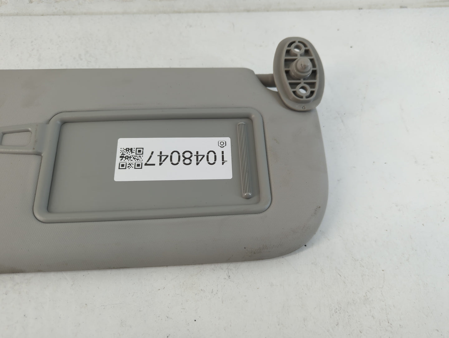 2014-2019 Kia Soul Sun Visor Shade Replacement Passenger Right Mirror Fits Fits 2014 2015 2016 2017 2018 2019 OEM Used Auto 