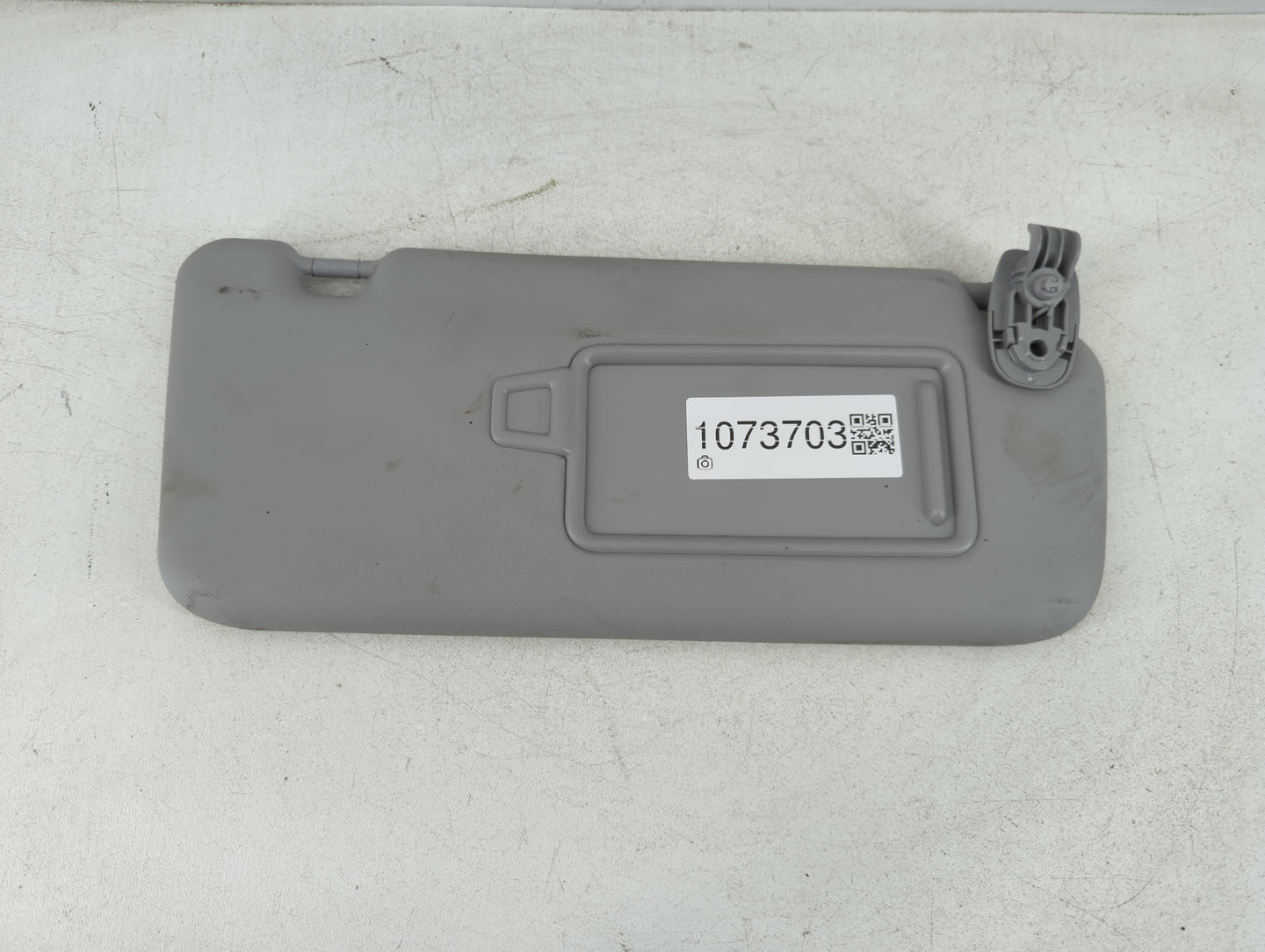 2014-2019 Kia Soul Sun Visor Shade Replacement Passenger Right Mirror Fits Fits 2014 2015 2016 2017 2018 2019 OEM Used Auto 