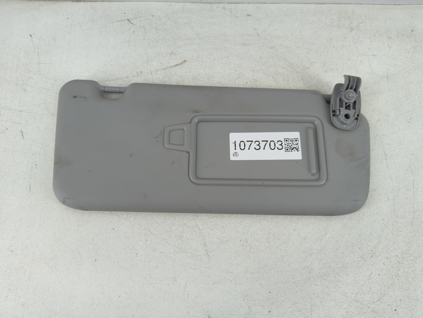 2014-2019 Kia Soul Sun Visor Shade Replacement Passenger Right Mirror Fits Fits 2014 2015 2016 2017 2018 2019 OEM Used Auto 