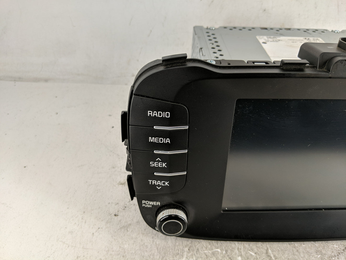 2017-2019 Kia Soul Radio AM FM Cd Player Receiver Replacement P/N:96160-B2310CA Fits Fits 2017 2018 2019 OEM Used Auto Parts
