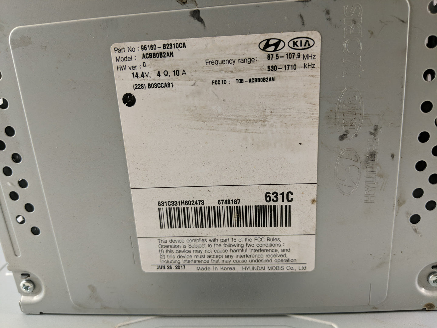 2017-2019 Kia Soul Radio AM FM Cd Player Receiver Replacement P/N:96160-B2310CA Fits Fits 2017 2018 2019 OEM Used Auto Parts