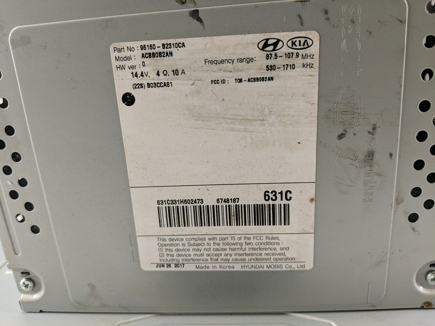 2017-2019 Kia Soul Radio AM FM Cd Player Receiver Replacement P/N:96160-B2310CA Fits Fits 2017 2018 2019 OEM Used Auto Parts