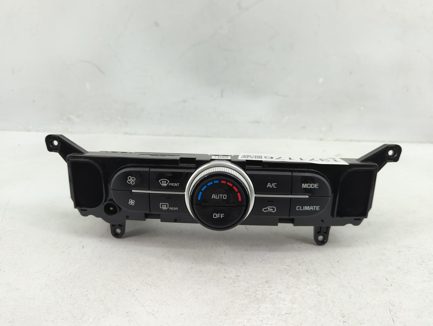 2017-2019 Kia Soul Climate Control Module Temperature AC/Heater Replacement P/N:97250-B2XXX 97250-B2GQ1CA Fits Fits 2017 201