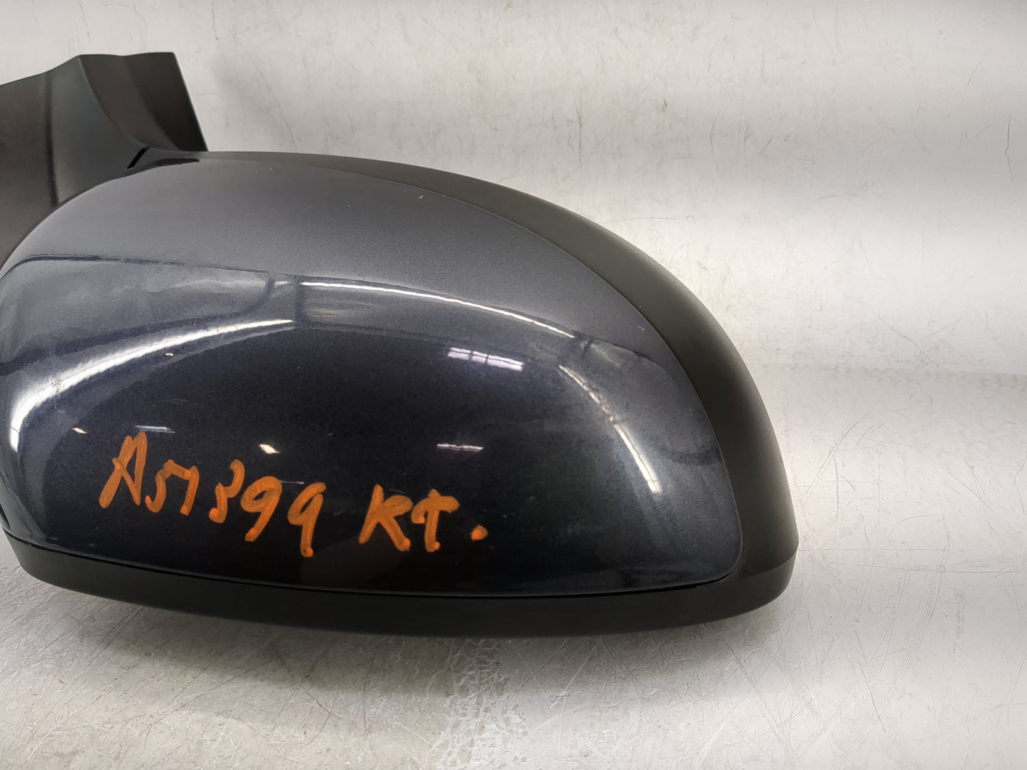2014-2019 Kia Soul Driver Side View Mirror - Left Door Mirror OEM Used - Oemusedautoparts1.com
