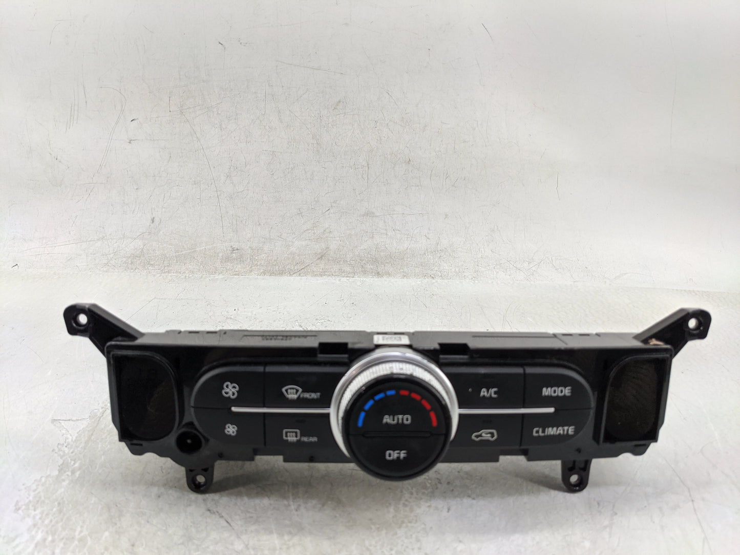 2017-2019 Kia Soul Climate Control Module Temperature AC/Heater Replacement Fits Fits 2017 2018 2019 OEM Used Auto Parts - O
