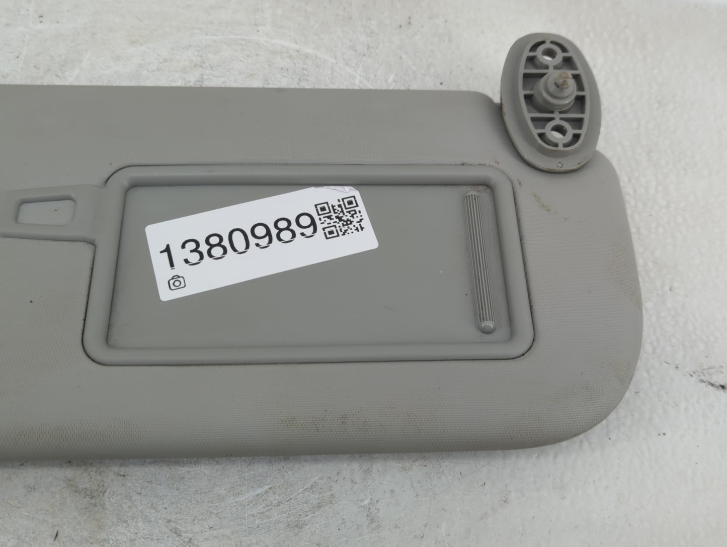 2014-2019 Kia Soul Sun Visor Shade Replacement Passenger Right Mirror Fits Fits 2014 2015 2016 2017 2018 2019 OEM Used Auto 