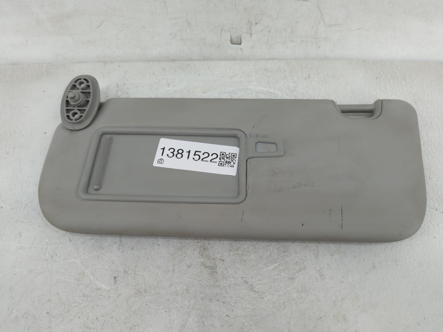 2014-2019 Kia Soul Sun Visor Shade Replacement Driver Left Mirror Fits Fits 2014 2015 2016 2017 2018 2019 OEM Used Auto Part