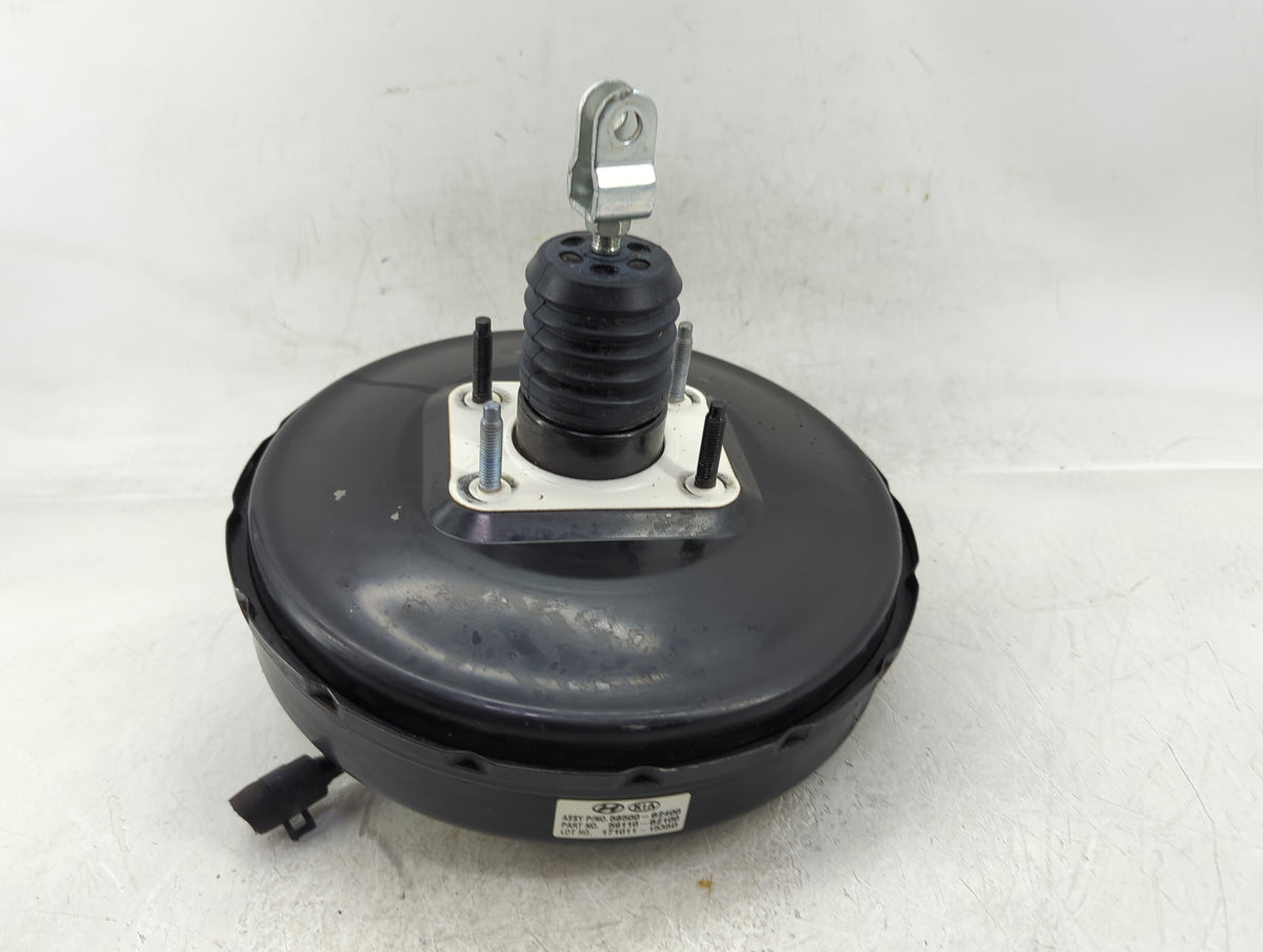 2017-2019 Kia Soul Power Brake Booster Oem 1382931 - Oemusedautoparts1.com