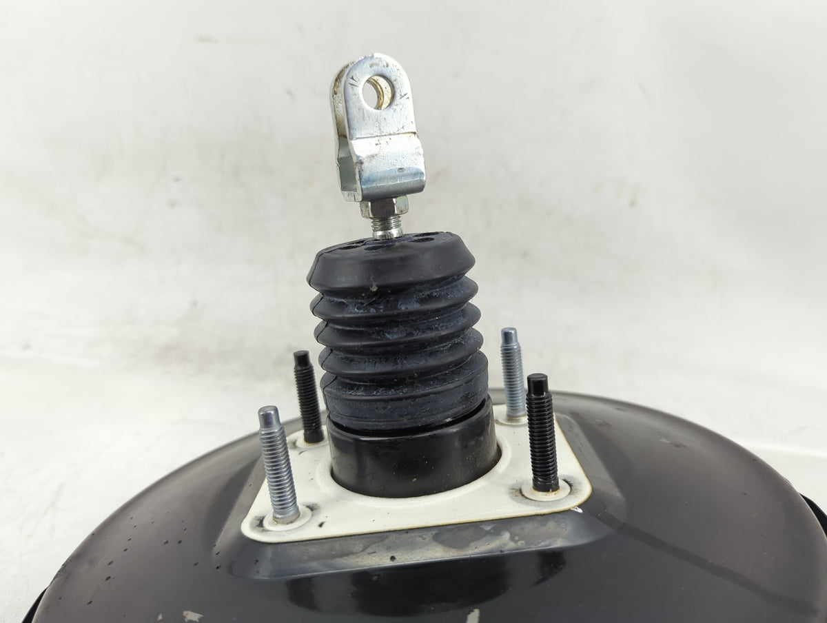 2017-2019 Kia Soul Power Brake Booster Oem 1382931 - Oemusedautoparts1.com