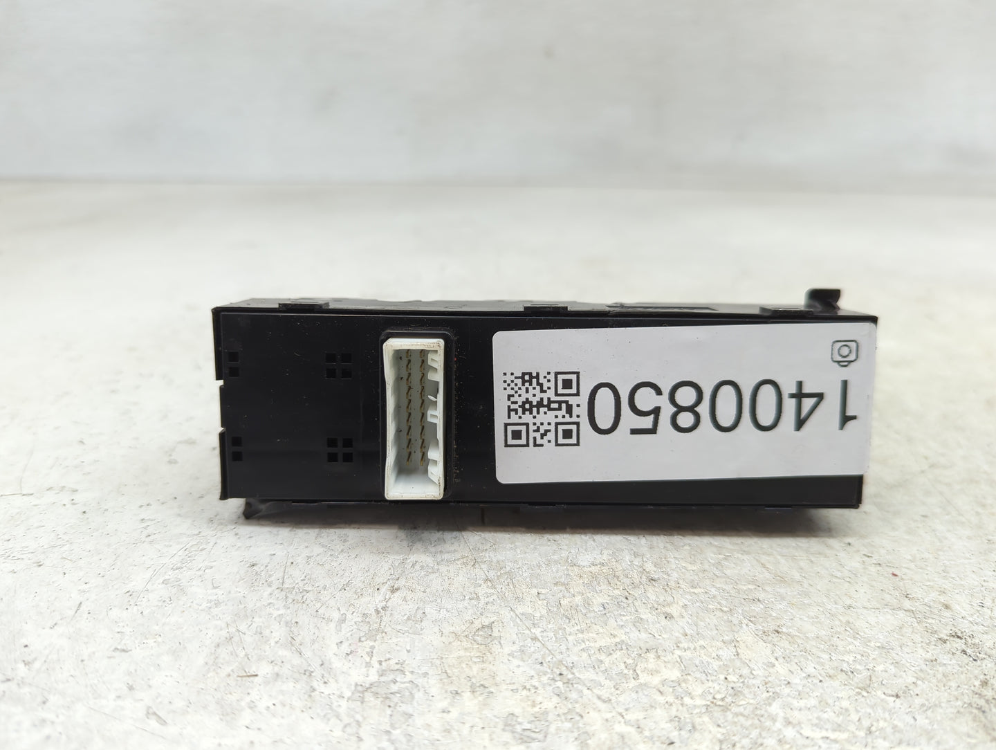 2017-2019 Kia Soul Master Power Window Switch Replacement Driver Side Left P/N:93570-B2140 Fits Fits 2017 2018 2019 OEM Used