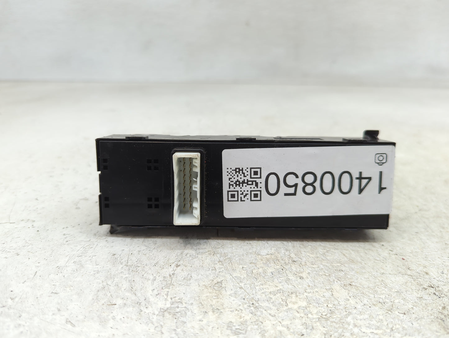 2017-2019 Kia Soul Master Power Window Switch Replacement Driver Side Left P/N:93570-B2140 Fits Fits 2017 2018 2019 OEM Used