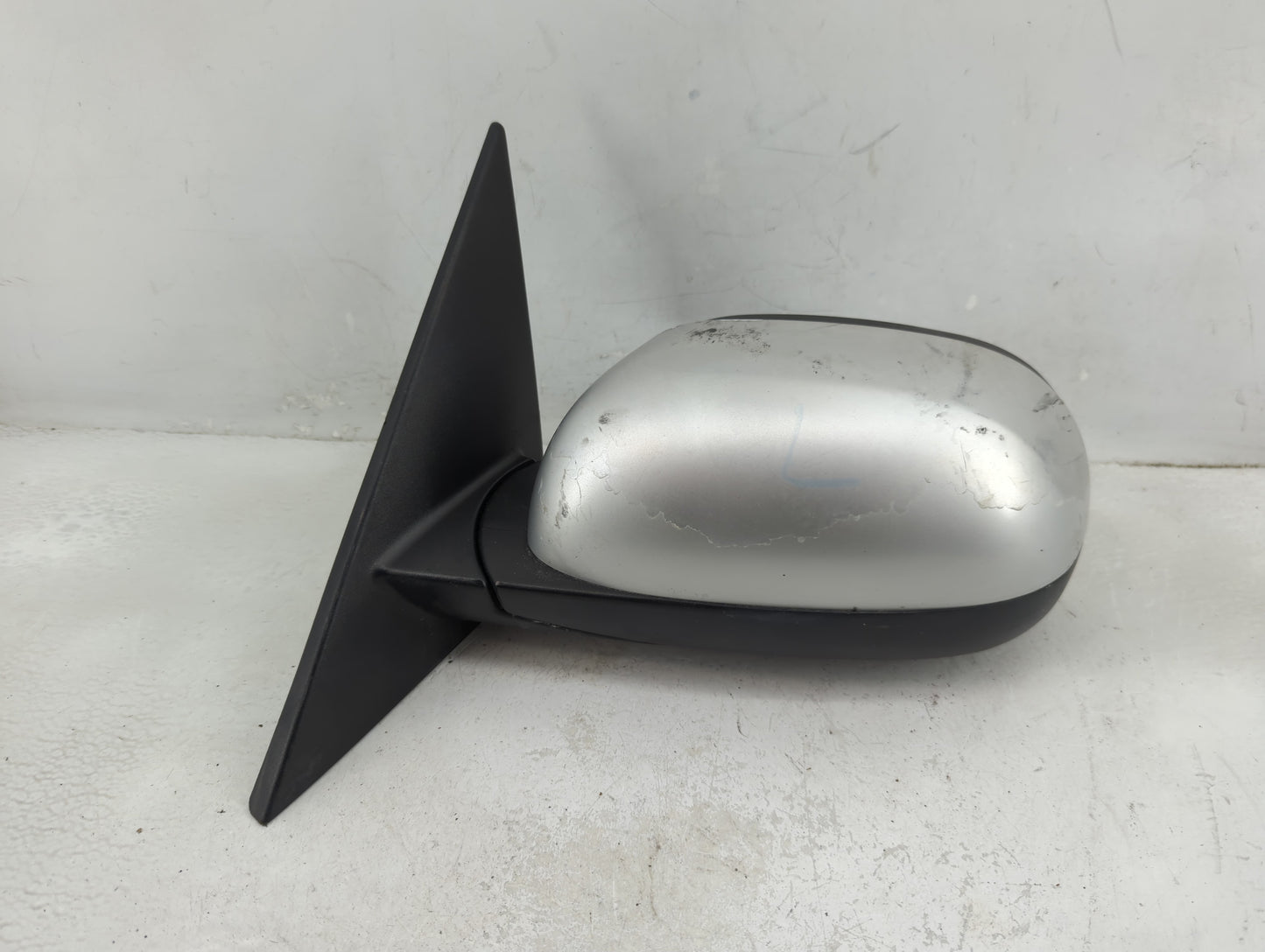 2014-2019 Kia Soul Driver Side View Mirror - Left Door Mirror OEM Used - Oemusedautoparts1.com