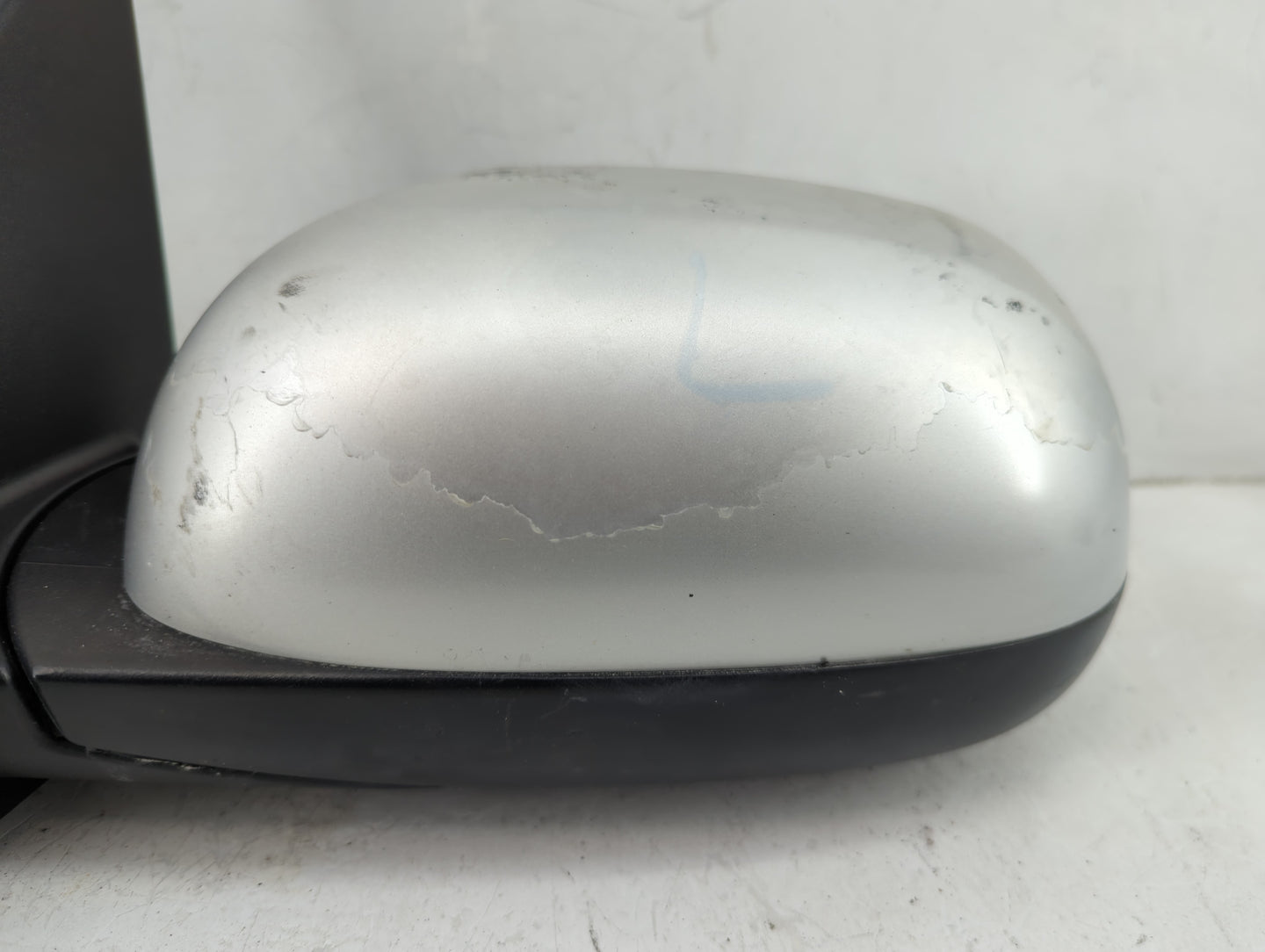 2014-2019 Kia Soul Driver Side View Mirror - Left Door Mirror OEM Used - Oemusedautoparts1.com