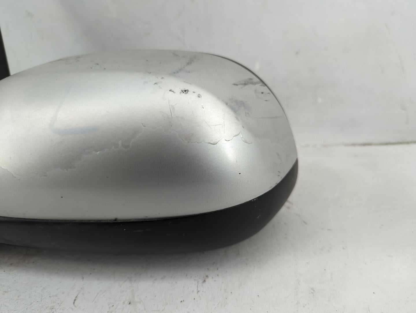 2014-2019 Kia Soul Driver Side View Mirror - Left Door Mirror OEM Used - Oemusedautoparts1.com