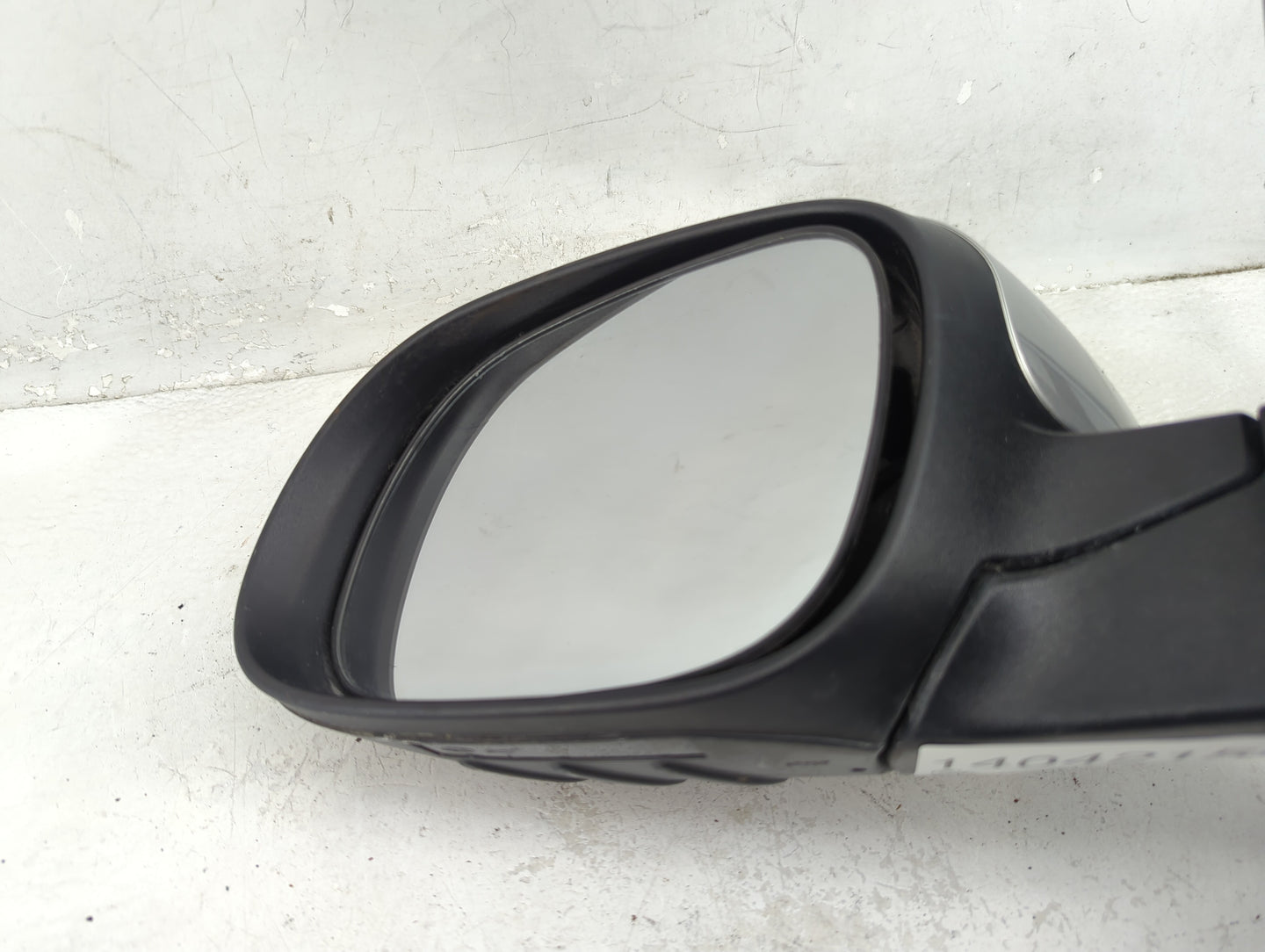 2014-2019 Kia Soul Driver Side View Mirror - Left Door Mirror OEM Used - Oemusedautoparts1.com