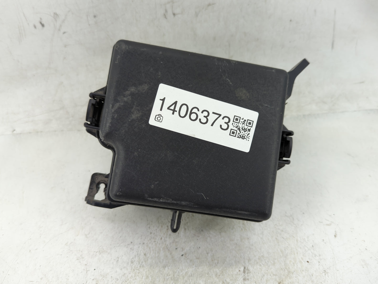 2017-2019 Kia Soul Fusebox Fuse Box Panel Relay Module P/N:91950-B2330 Fits Fits 2017 2018 2019 OEM Used Auto Parts - Oemuse