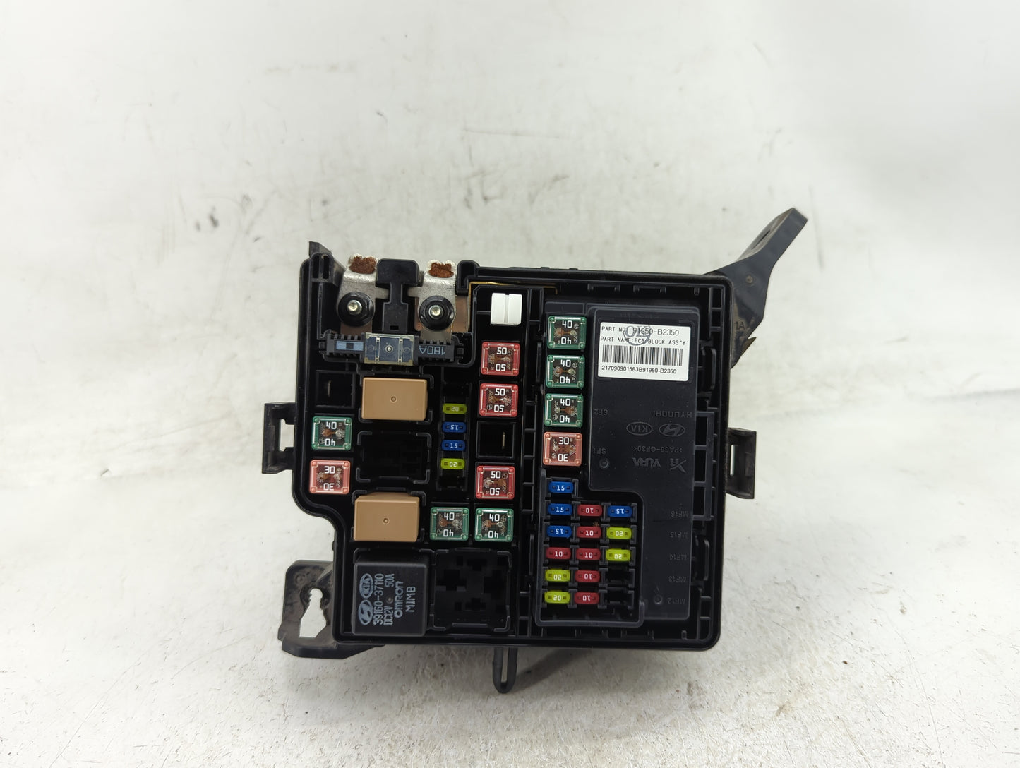 2017-2019 Kia Soul Fusebox Fuse Box Panel Relay Module P/N:91950-B2330 Fits Fits 2017 2018 2019 OEM Used Auto Parts - Oemuse