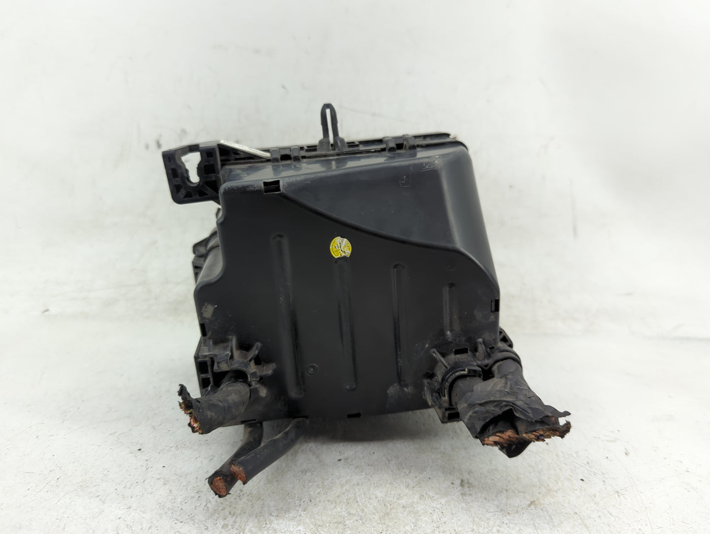 2017-2019 Kia Soul Fusebox Fuse Box Panel Relay Module P/N:91950-B2330 Fits Fits 2017 2018 2019 OEM Used Auto Parts - Oemuse