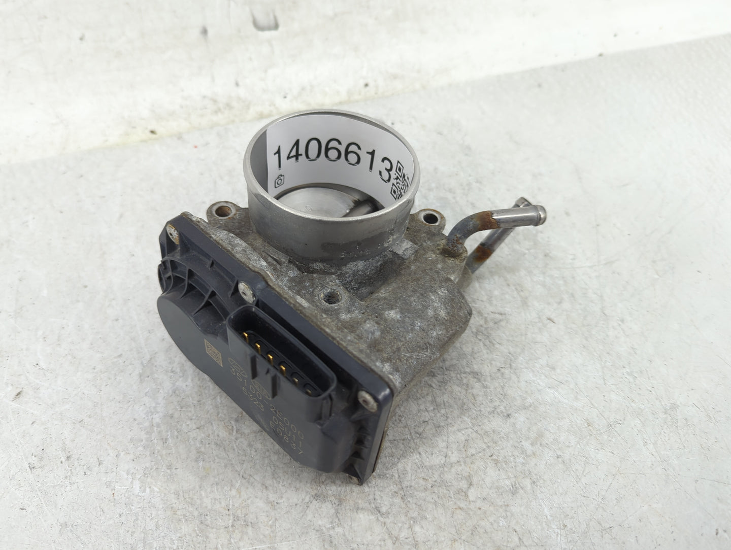 2014-2019 Kia Soul Throttle Body P/N:35100-2E000 Fits Fits 2011 2012 2013 2014 2015 2016 2017 2018 2019 2020 2021 OEM Used A