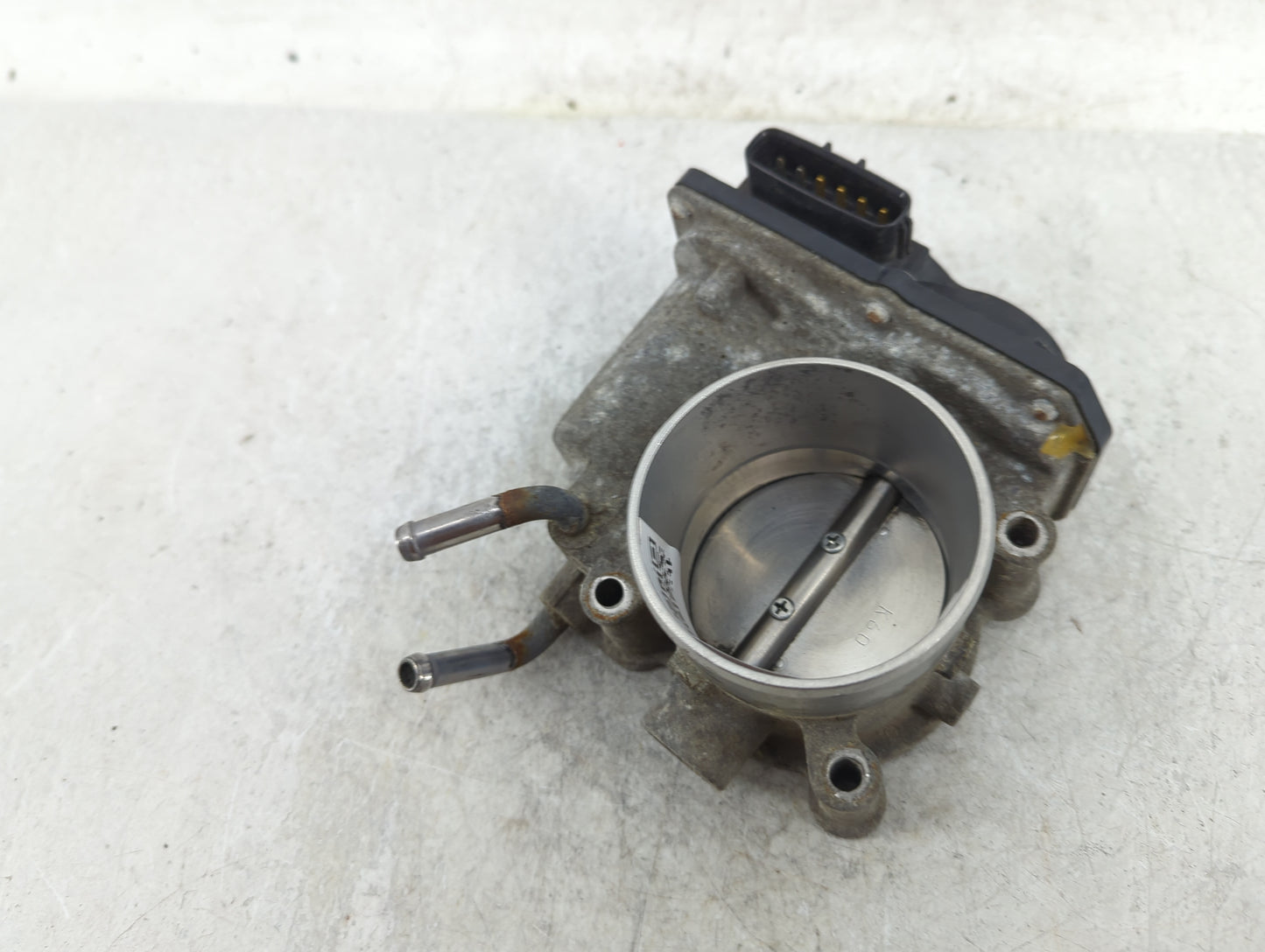 2014-2019 Kia Soul Throttle Body P/N:35100-2E000 Fits Fits 2011 2012 2013 2014 2015 2016 2017 2018 2019 2020 2021 OEM Used A