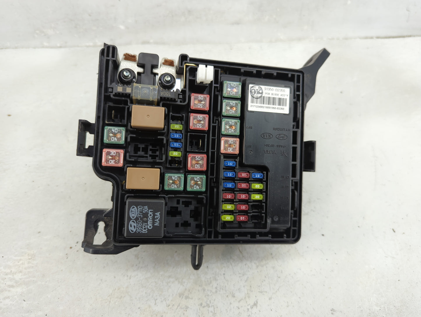 2017-2019 Kia Soul Fusebox Fuse Box Panel Relay Module P/N:91950-B2330 Fits Fits 2017 2018 2019 OEM Used Auto Parts - Oemuse
