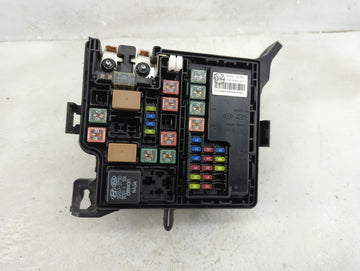 2017-2019 Kia Soul Fusebox Fuse Box Panel Relay Module P/N:91950-B2330 Fits Fits 2017 2018 2019 OEM Used Auto Parts