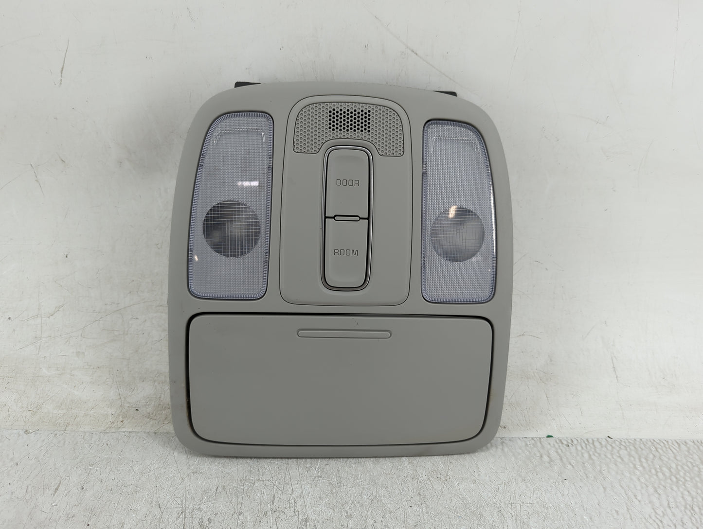 2014-2019 Kia Soul Overhead Roof Console 1410247 - Oemusedautoparts1.com
