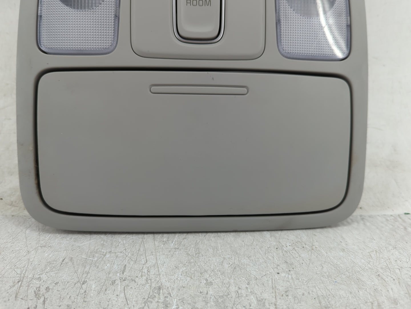 2014-2019 Kia Soul Overhead Roof Console 1410247 - Oemusedautoparts1.com