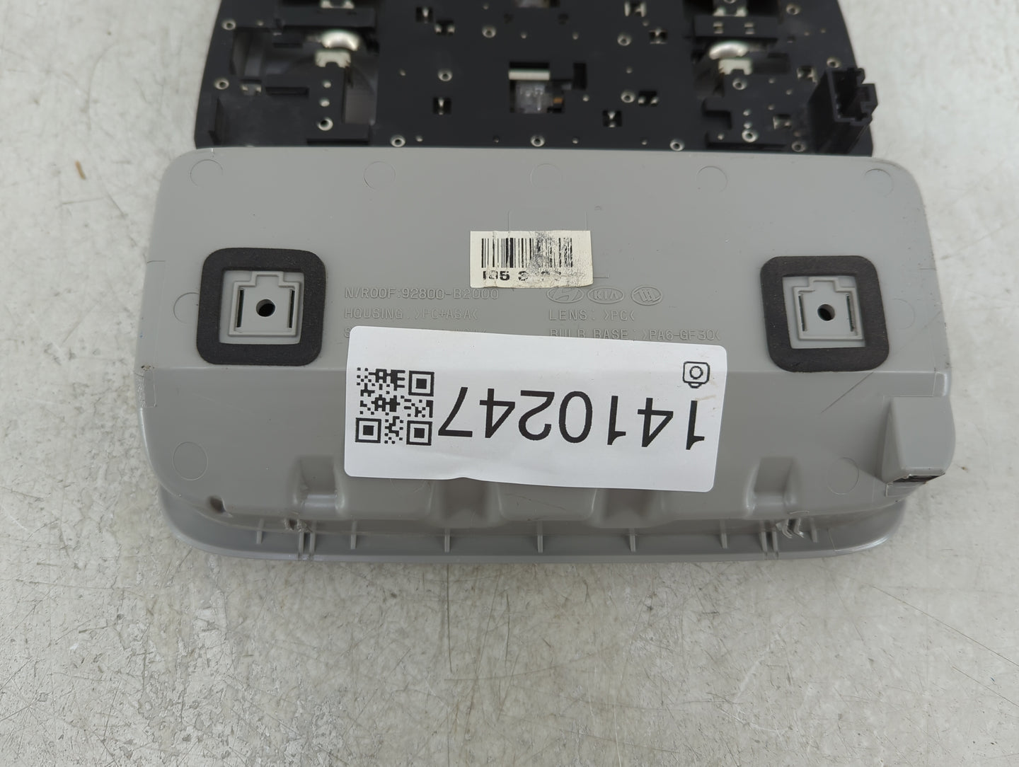 2014-2019 Kia Soul Overhead Roof Console 1410247 - Oemusedautoparts1.com