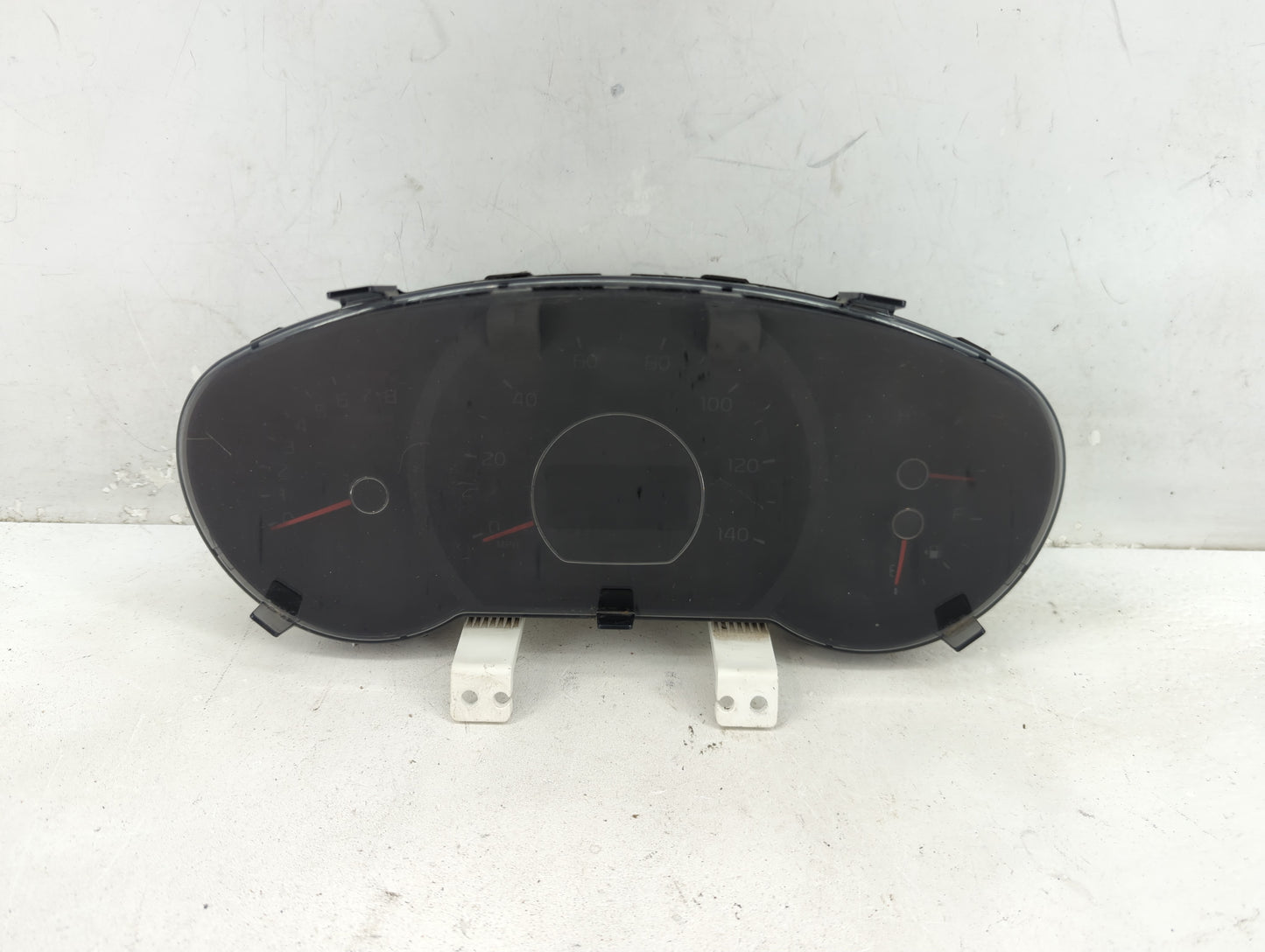 2017-2019 Kia Soul Instrument Cluster Speedometer Gauges P/N:94006-B2720 Fits Fits 2017 2018 2019 OEM Used Auto Parts - Oemu