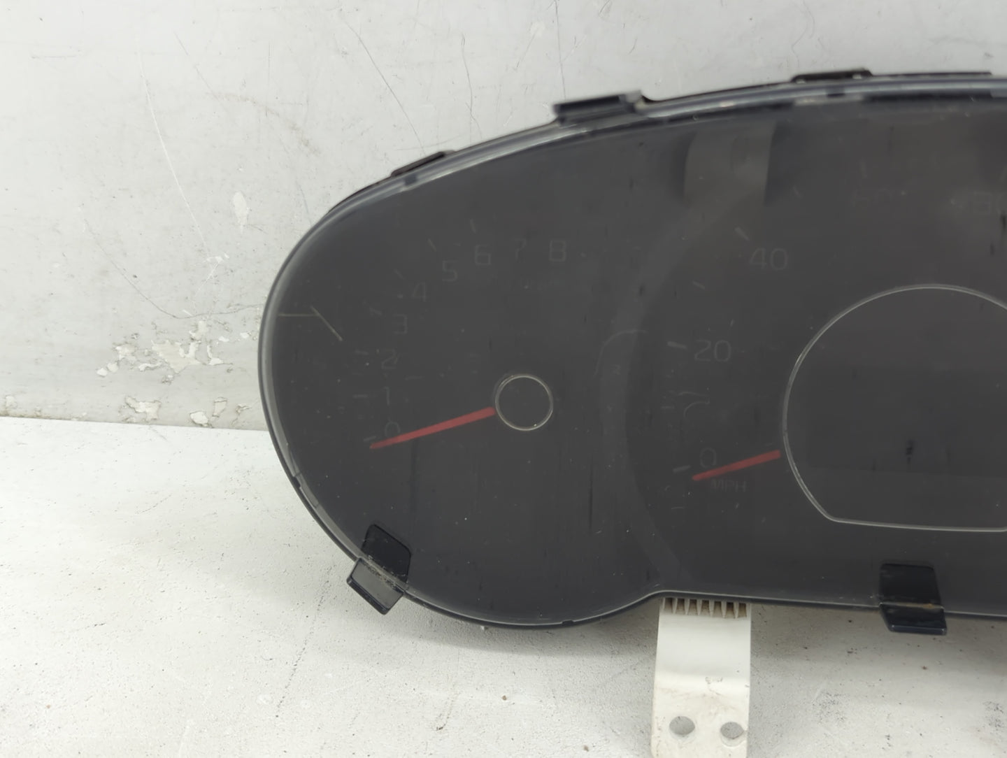 2017-2019 Kia Soul Instrument Cluster Speedometer Gauges P/N:94006-B2720 Fits Fits 2017 2018 2019 OEM Used Auto Parts - Oemu