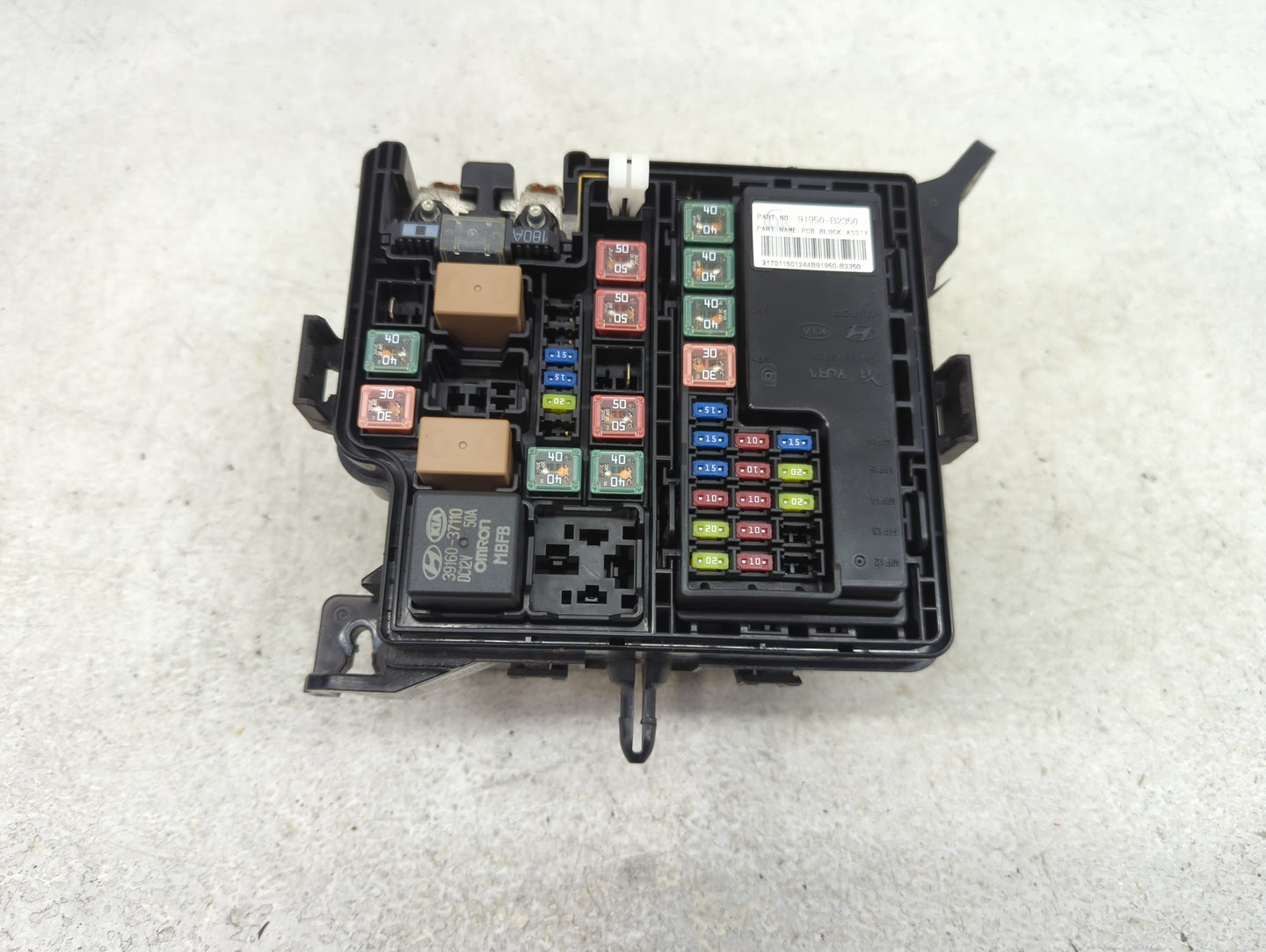 2017-2019 Kia Soul Fusebox Fuse Box Panel Relay Module P/N:91950-B2350 Fits Fits 2017 2018 2019 OEM Used Auto Parts - Oemuse