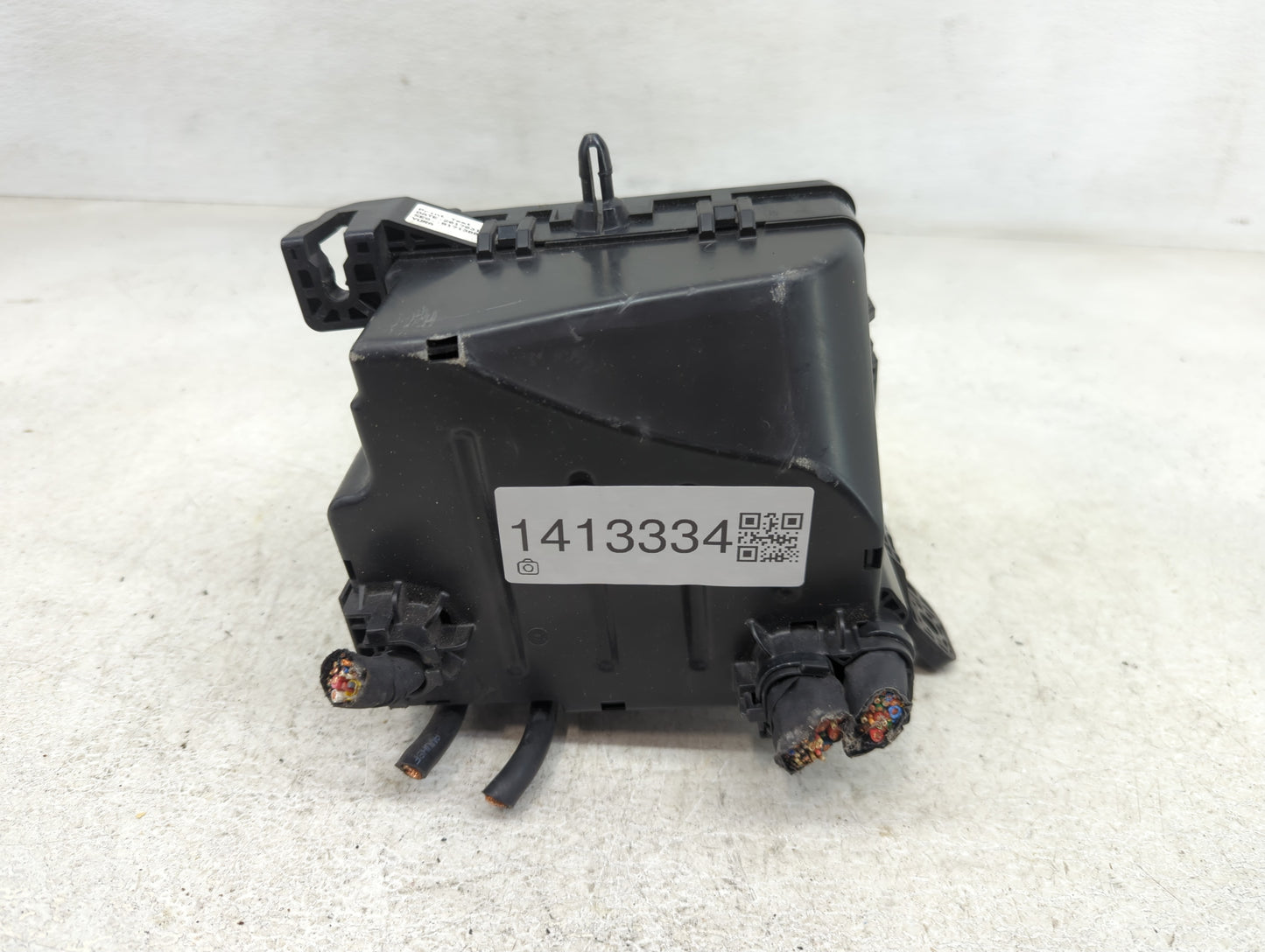 2017-2019 Kia Soul Fusebox Fuse Box Panel Relay Module P/N:91950-B2350 Fits Fits 2017 2018 2019 OEM Used Auto Parts - Oemuse