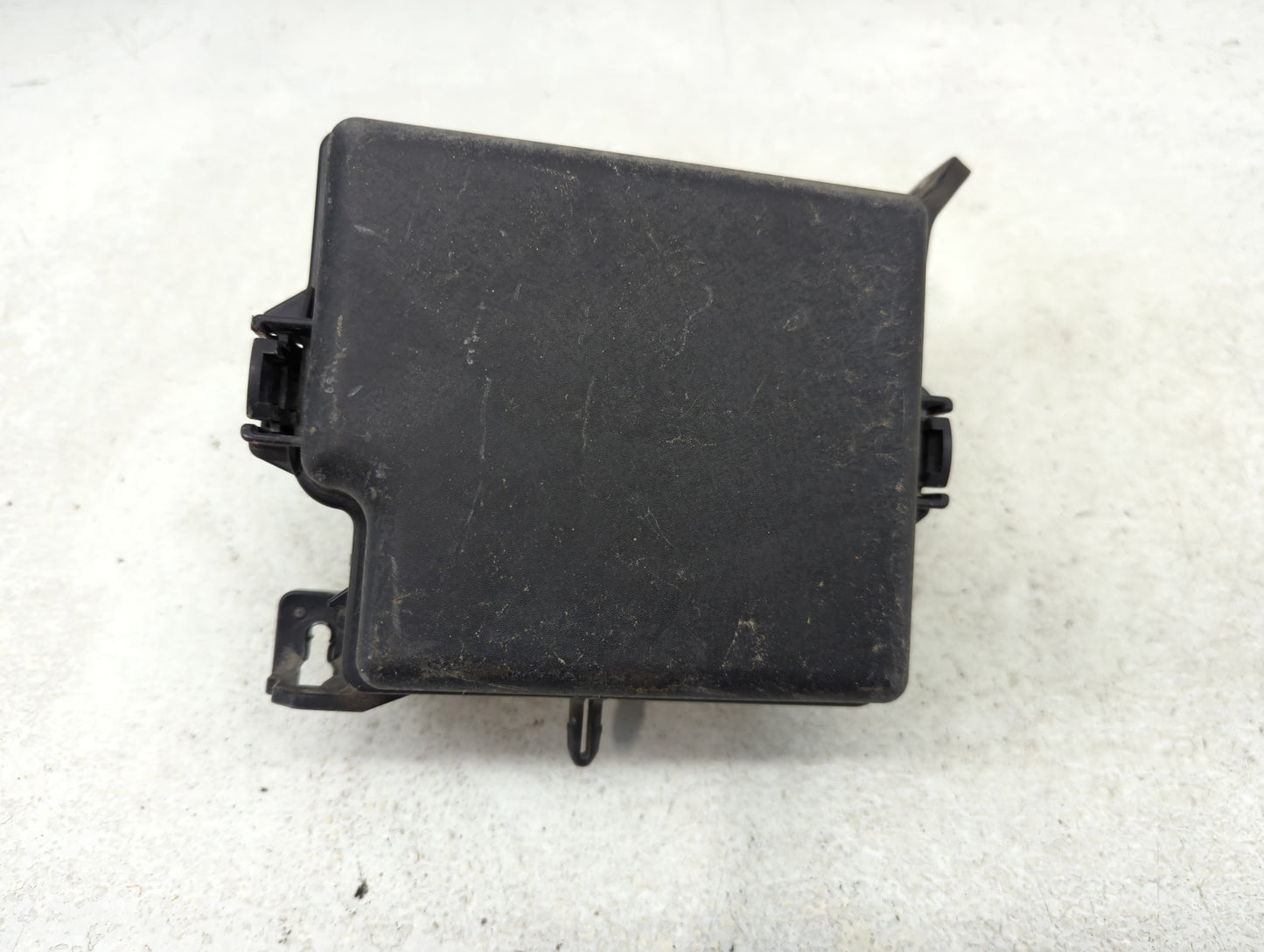 2017-2019 Kia Soul Fusebox Fuse Box Panel Relay Module P/N:91950-B2350 Fits Fits 2017 2018 2019 OEM Used Auto Parts - Oemuse