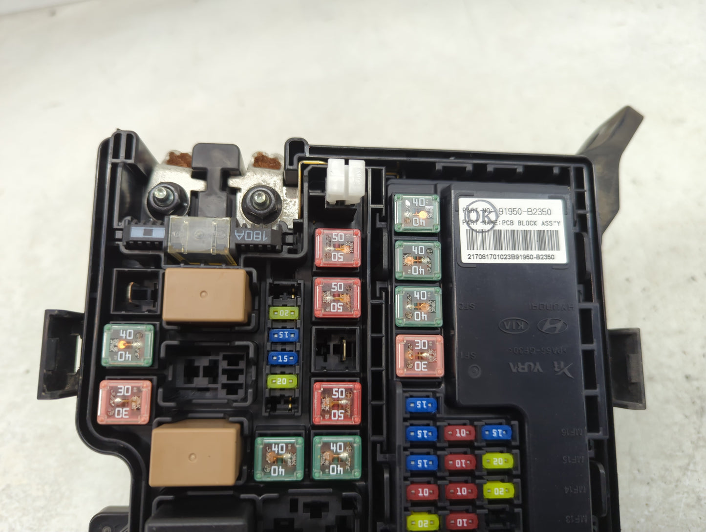 2017-2019 Kia Soul Fusebox Fuse Box Panel Relay Module P/N:91950-B2350 Fits Fits 2017 2018 2019 OEM Used Auto Parts - Oemuse