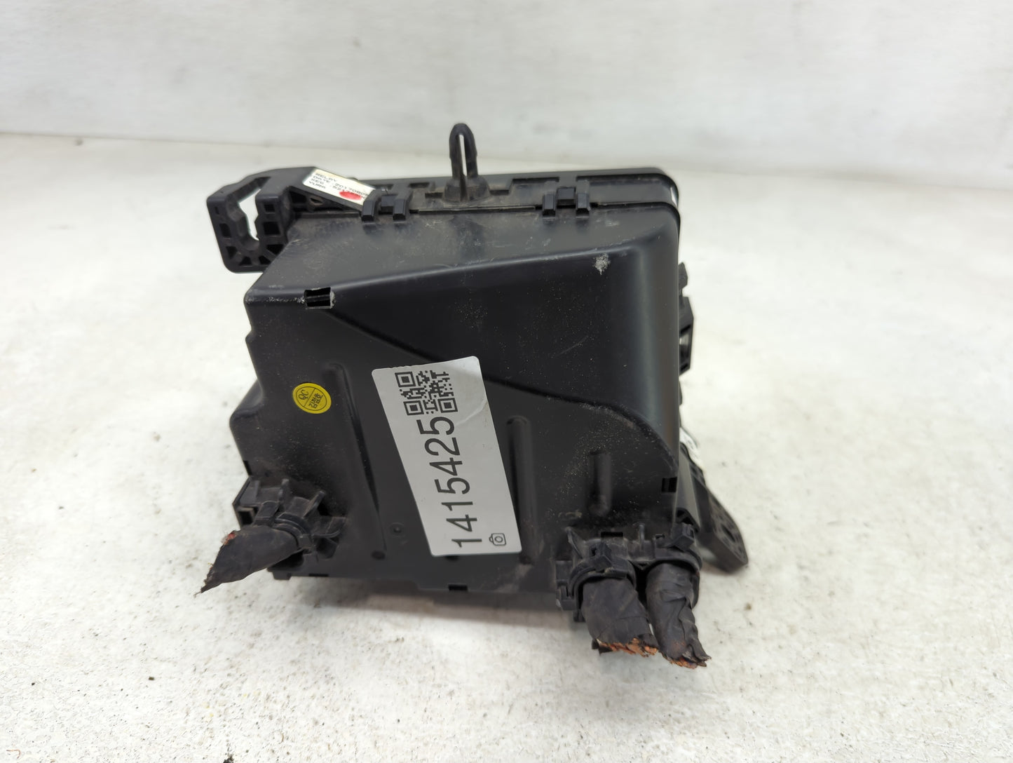 2017-2019 Kia Soul Fusebox Fuse Box Panel Relay Module P/N:91950-B2350 Fits Fits 2017 2018 2019 OEM Used Auto Parts - Oemuse