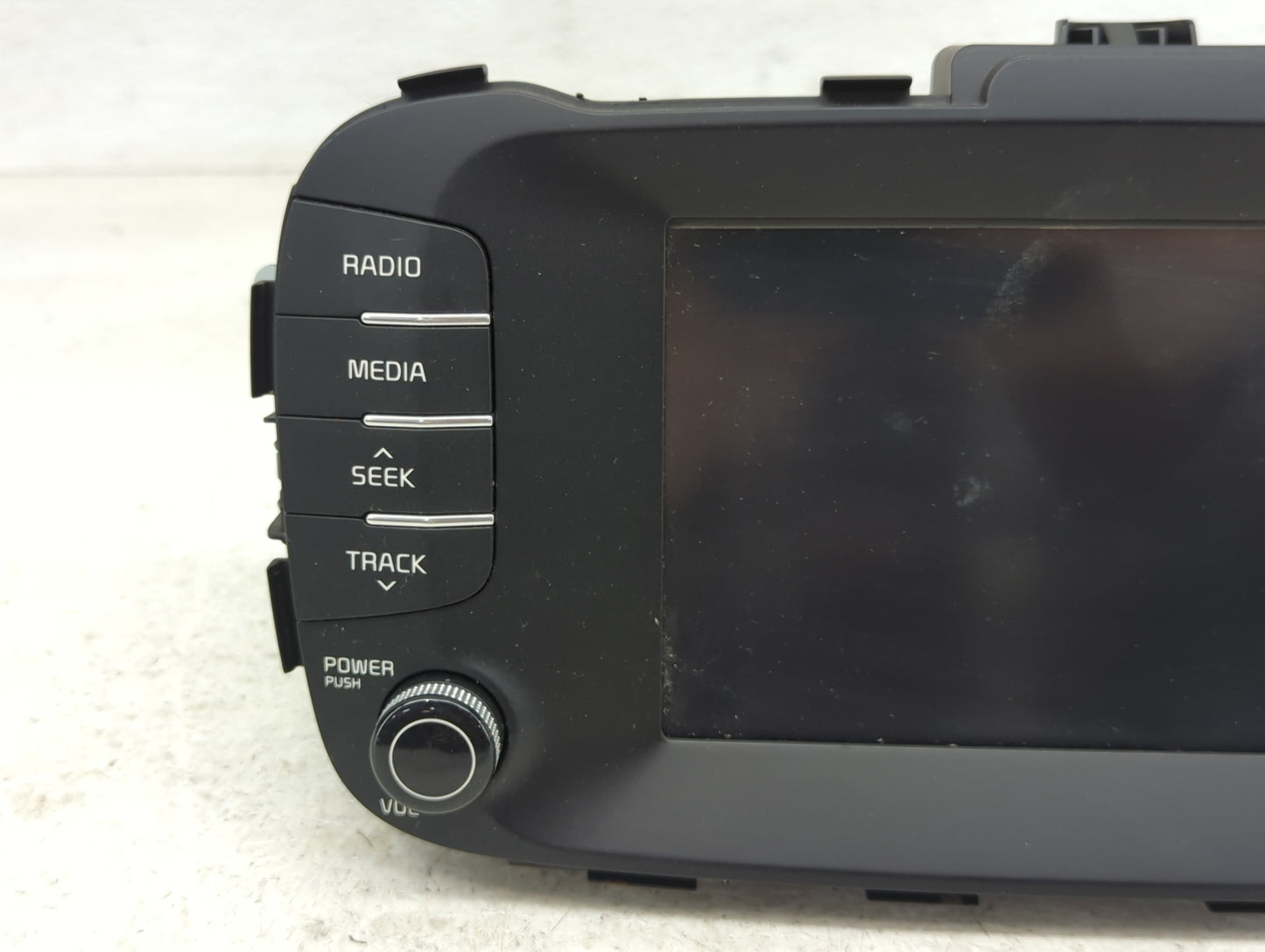 2017-2019 Kia Soul Radio AM FM Cd Player Receiver Replacement P/N:96160-B2310CA Fits Fits 2017 2018 2019 OEM Used Auto Parts