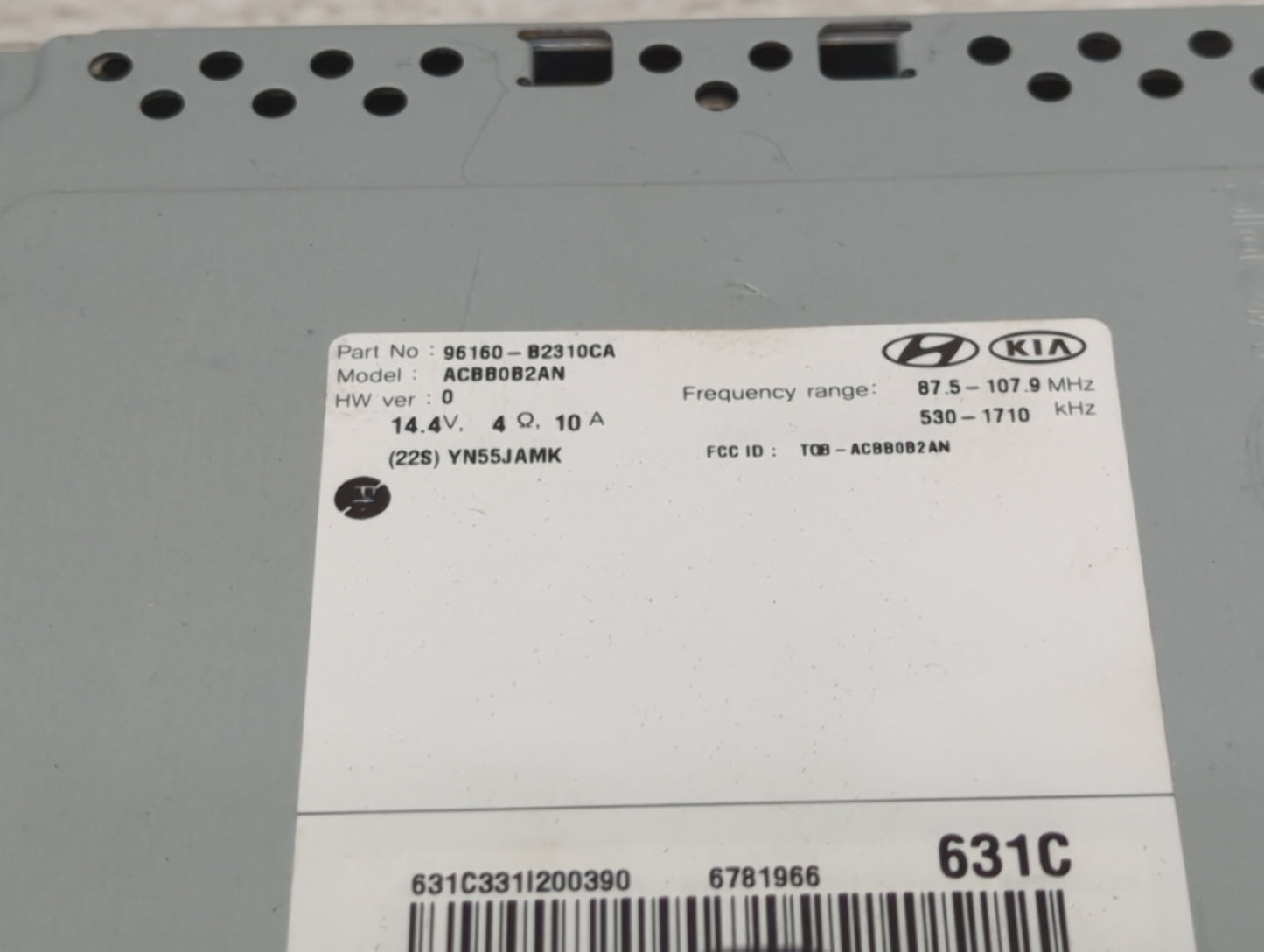 2017-2019 Kia Soul Radio AM FM Cd Player Receiver Replacement P/N:96160-B2310CA Fits Fits 2017 2018 2019 OEM Used Auto Parts